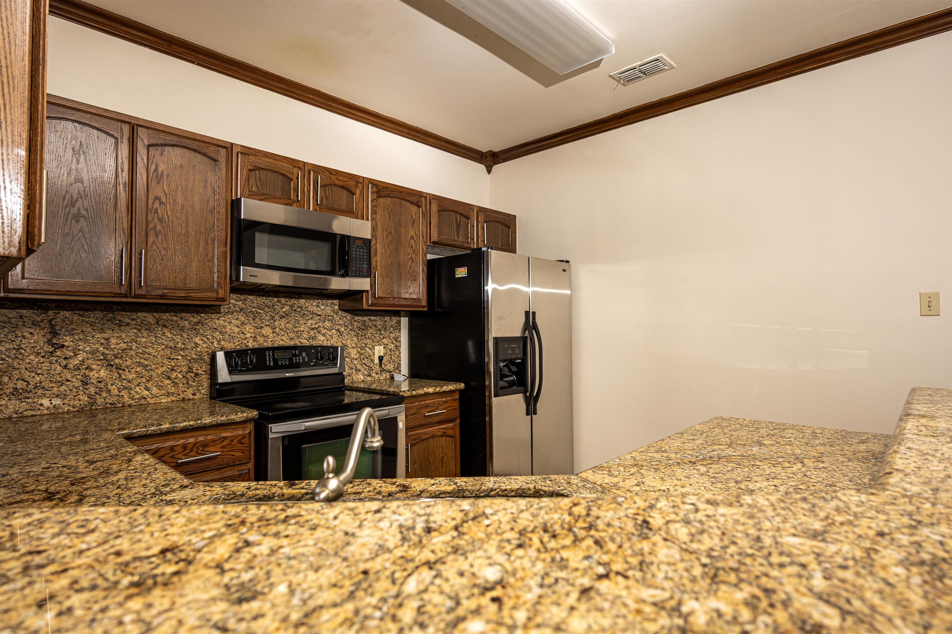 8216 Casa Verde Rd A104 Property Photo 8