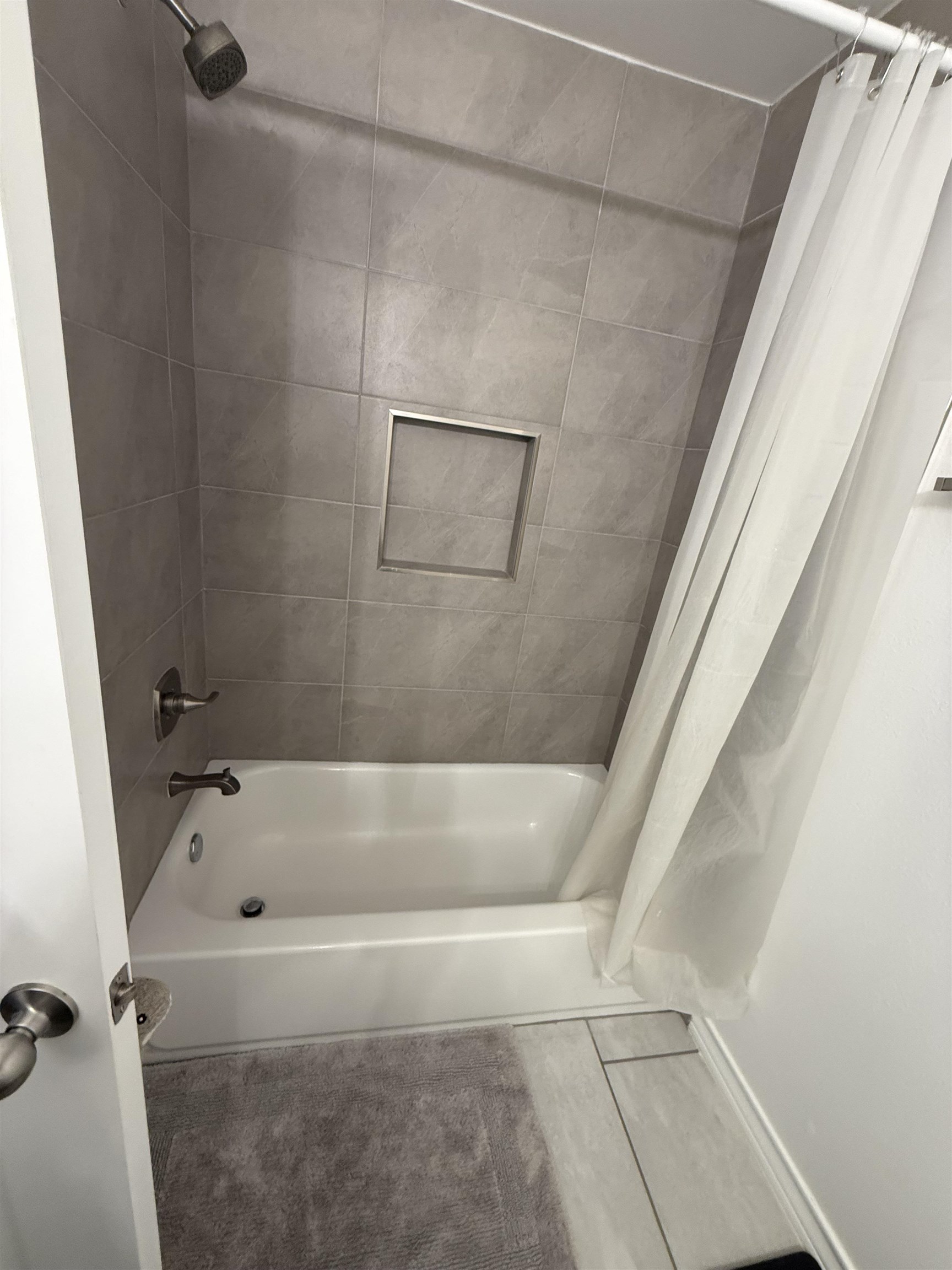 9918 Kaspar Dr. 9918 Property Photo 18