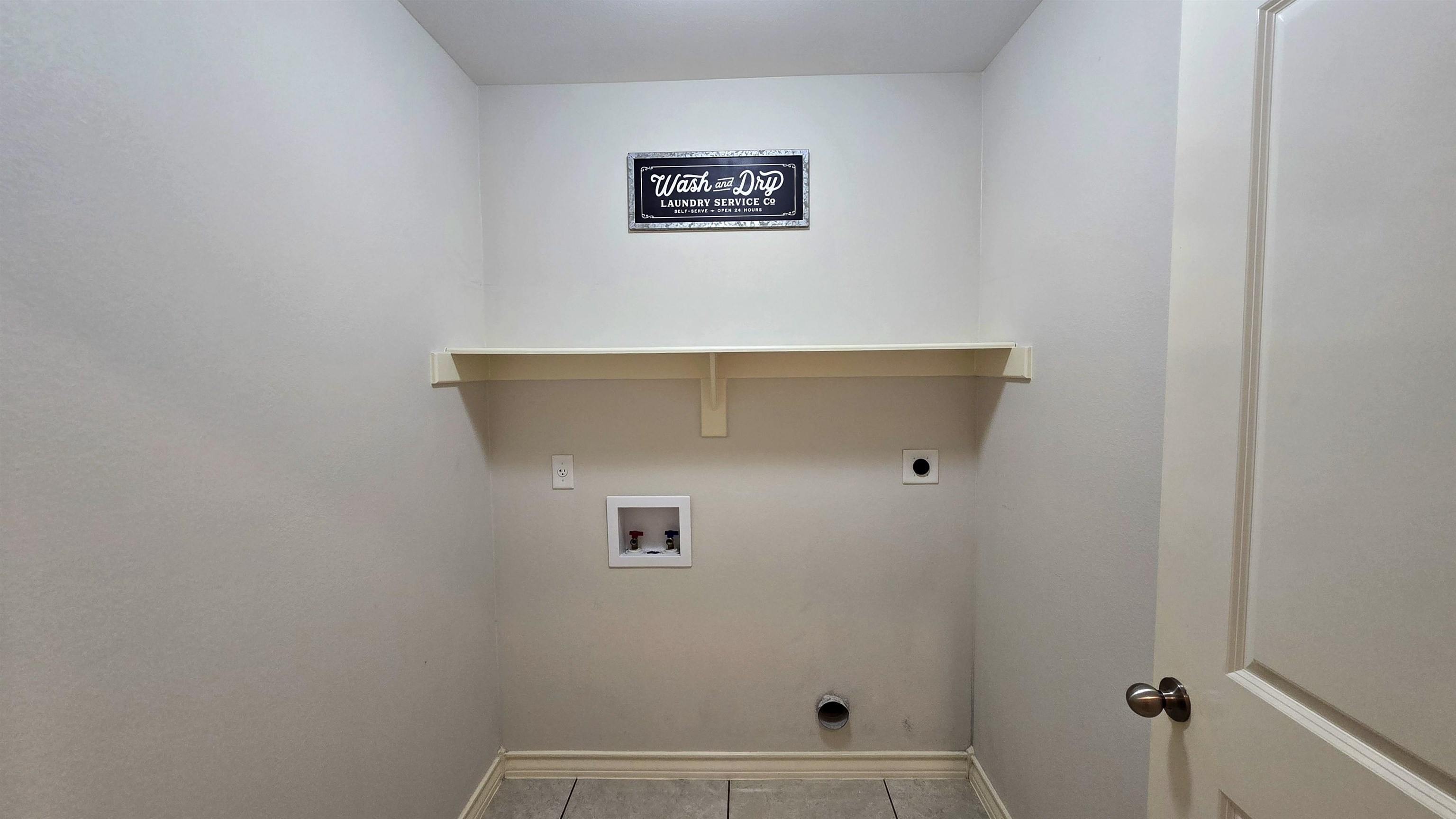 10504 Mahara Dr Property Photo 15