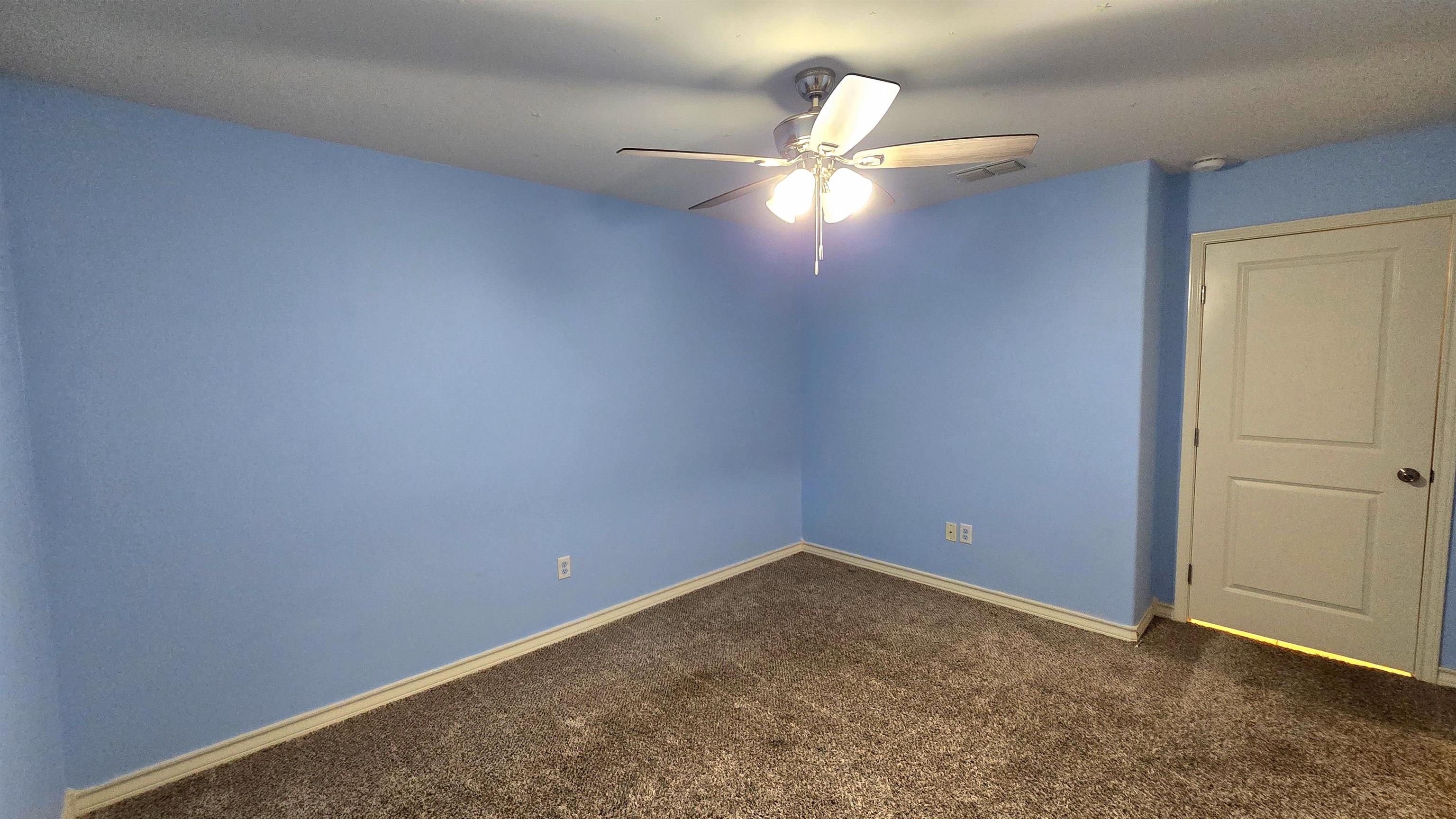 10504 Mahara Dr Property Photo 17