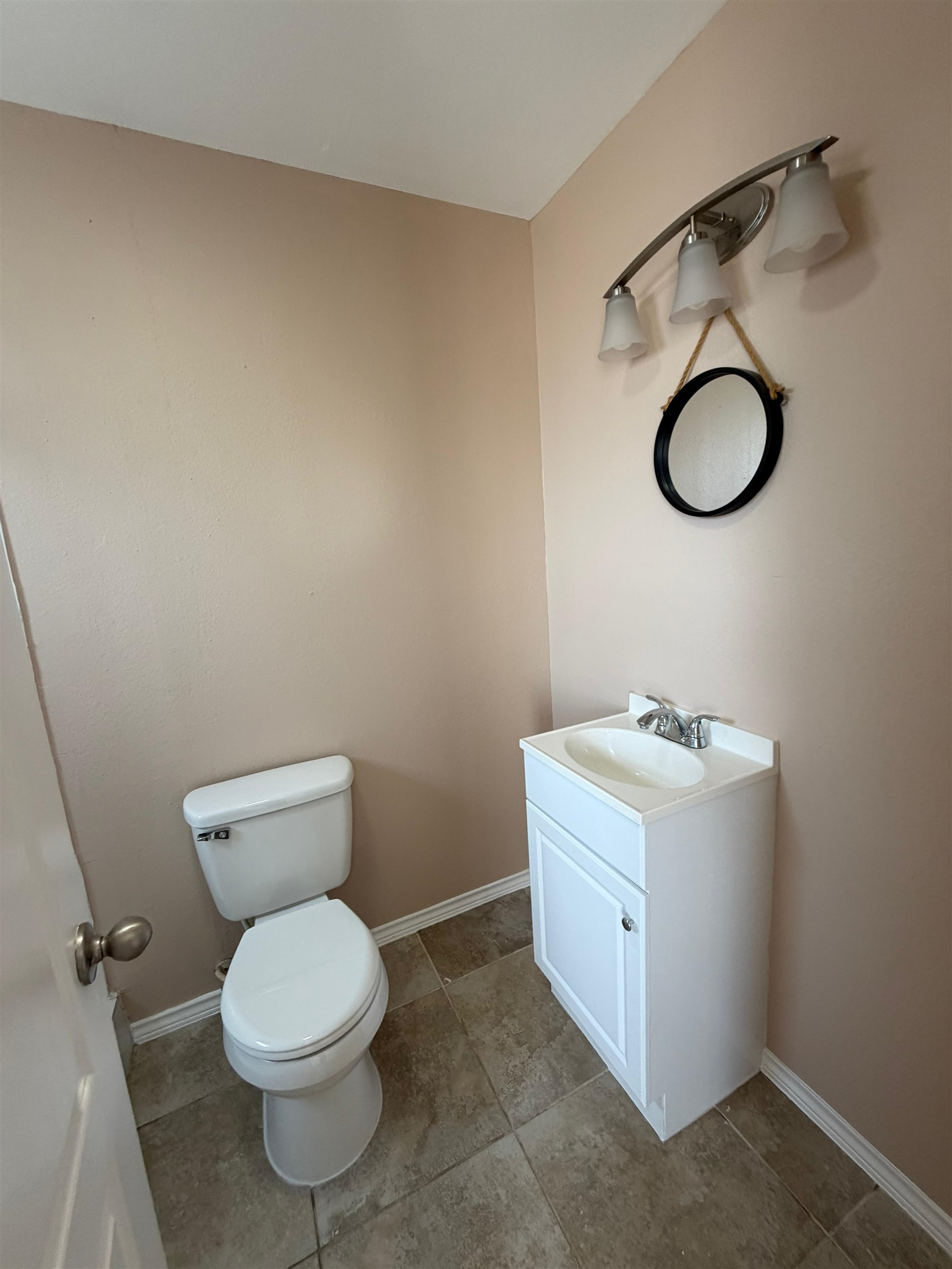 2114 E Price St Property Photo 20