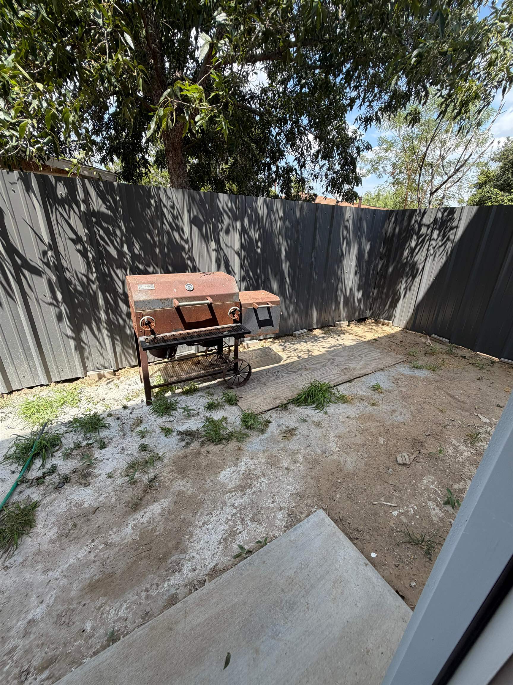 2114 E Price St Property Photo 25
