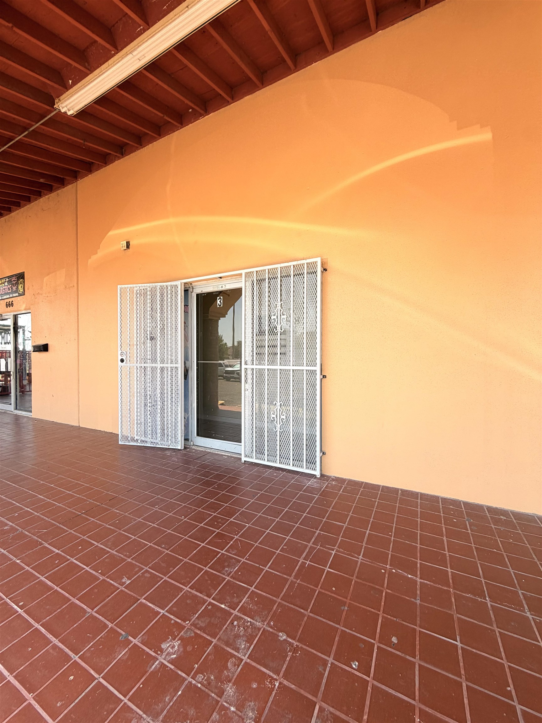 666 Prada-machin Dr Property Photo 2