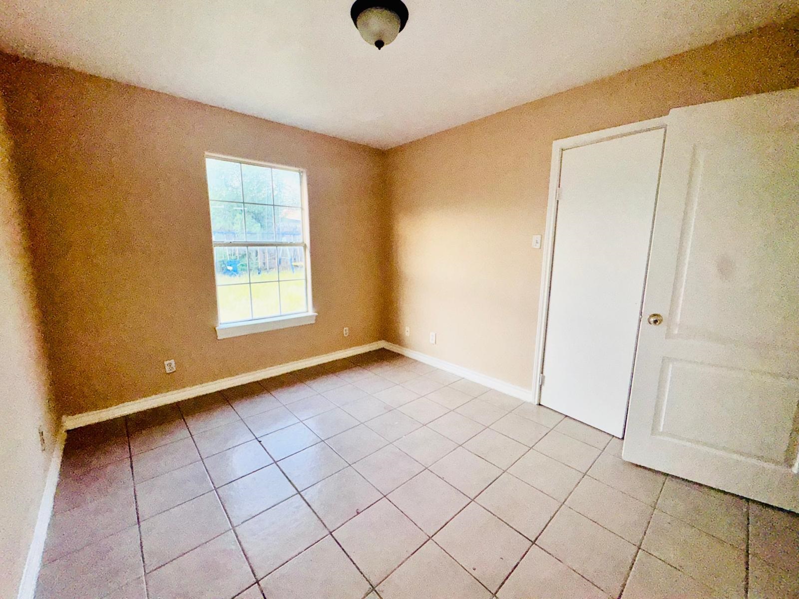 2451 Colonia Lp Property Photo 7