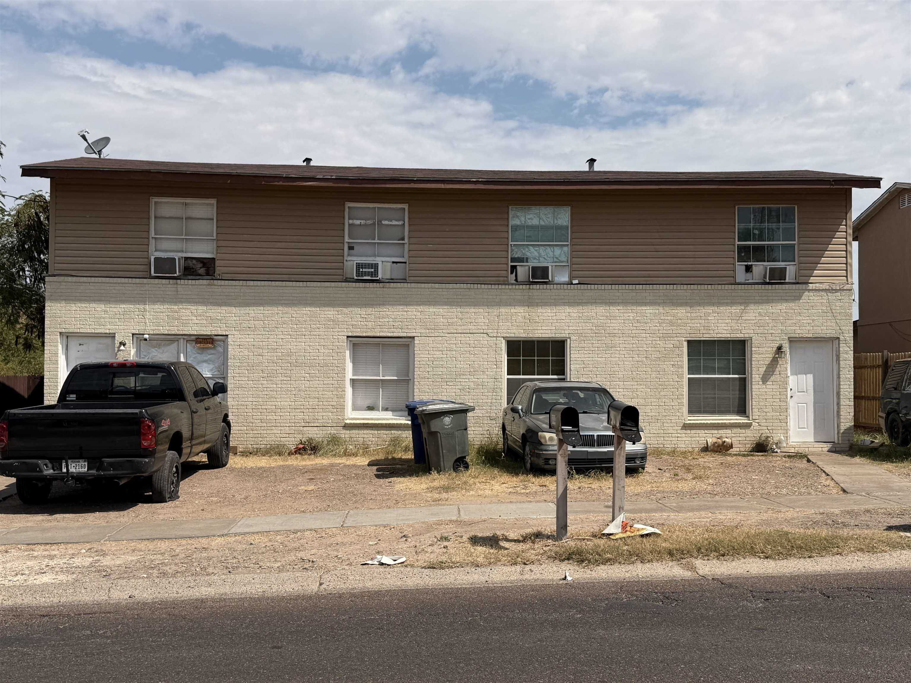 1414 Lyon St Property Photo 1