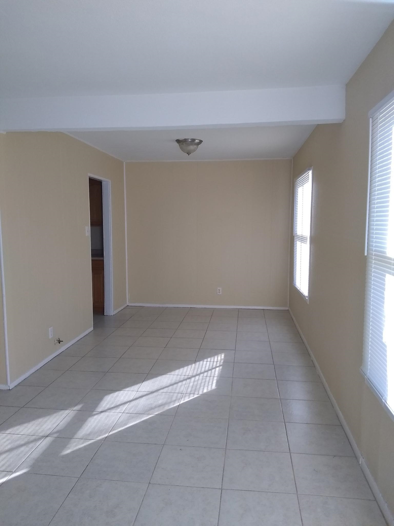 1414 Lyon St Property Photo 6