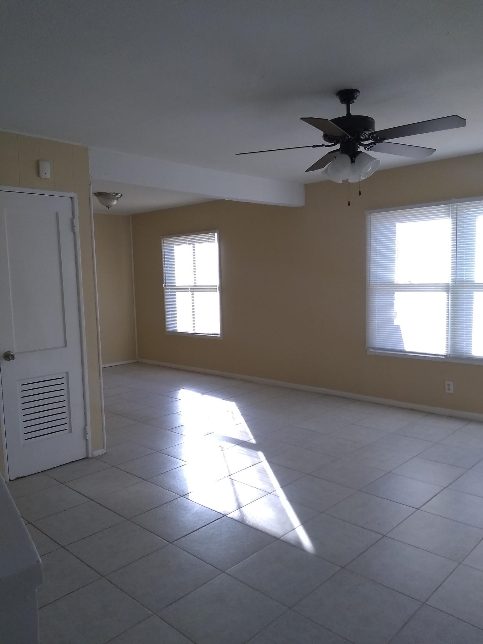 1414 Lyon St Property Photo 11