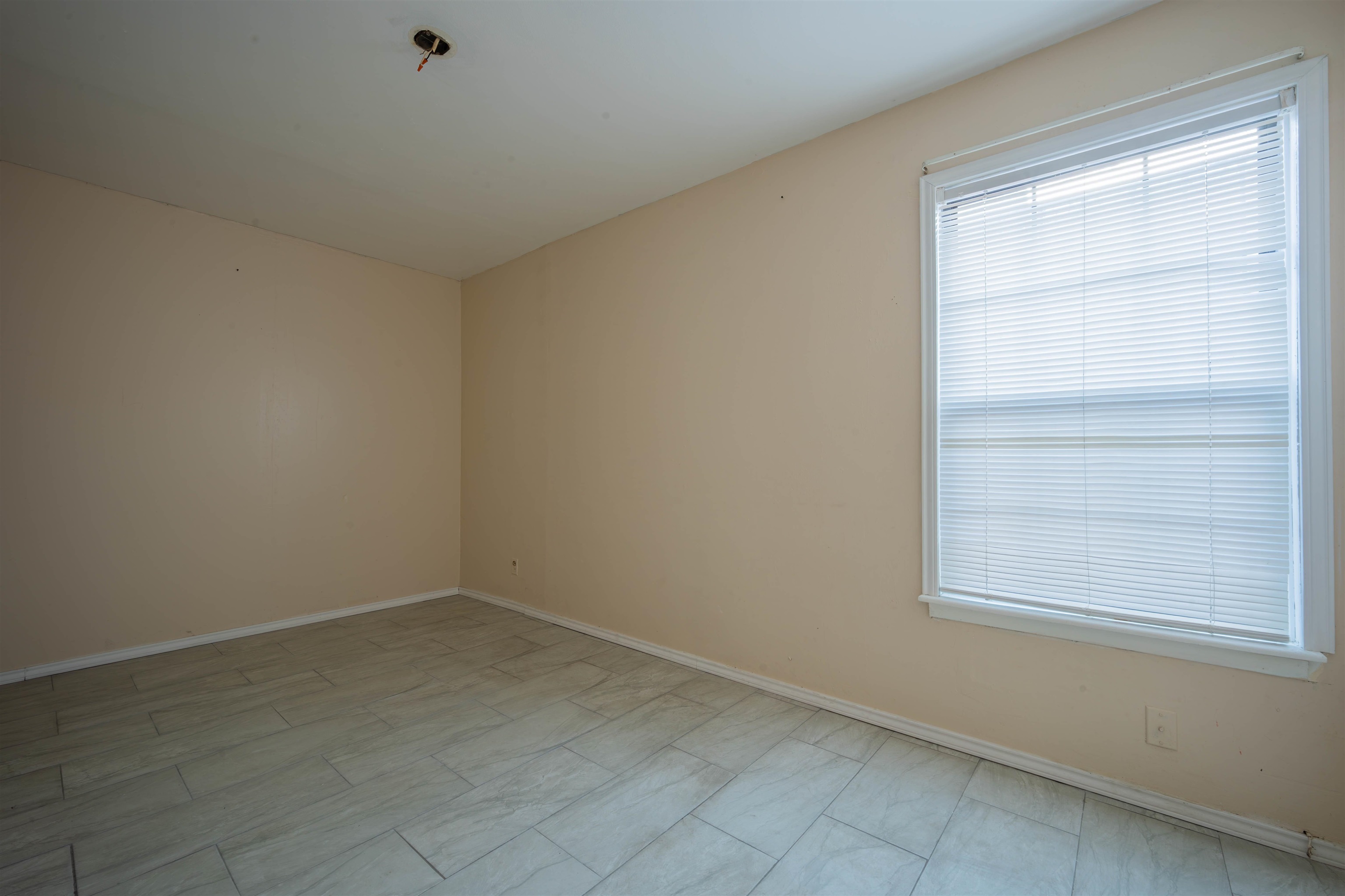 1010 San Pedro St Property Photo 14