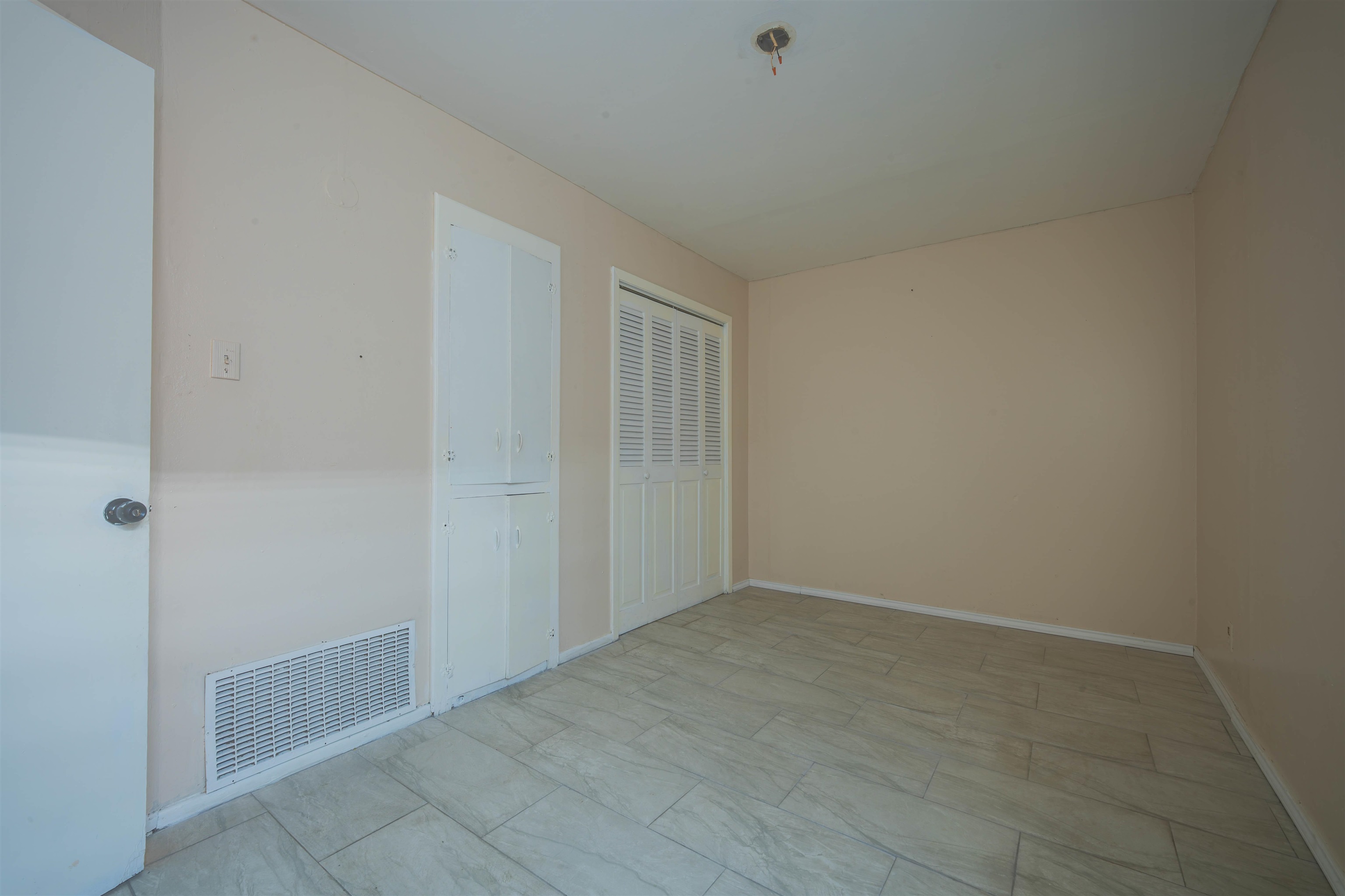 1010 San Pedro St Property Photo 15
