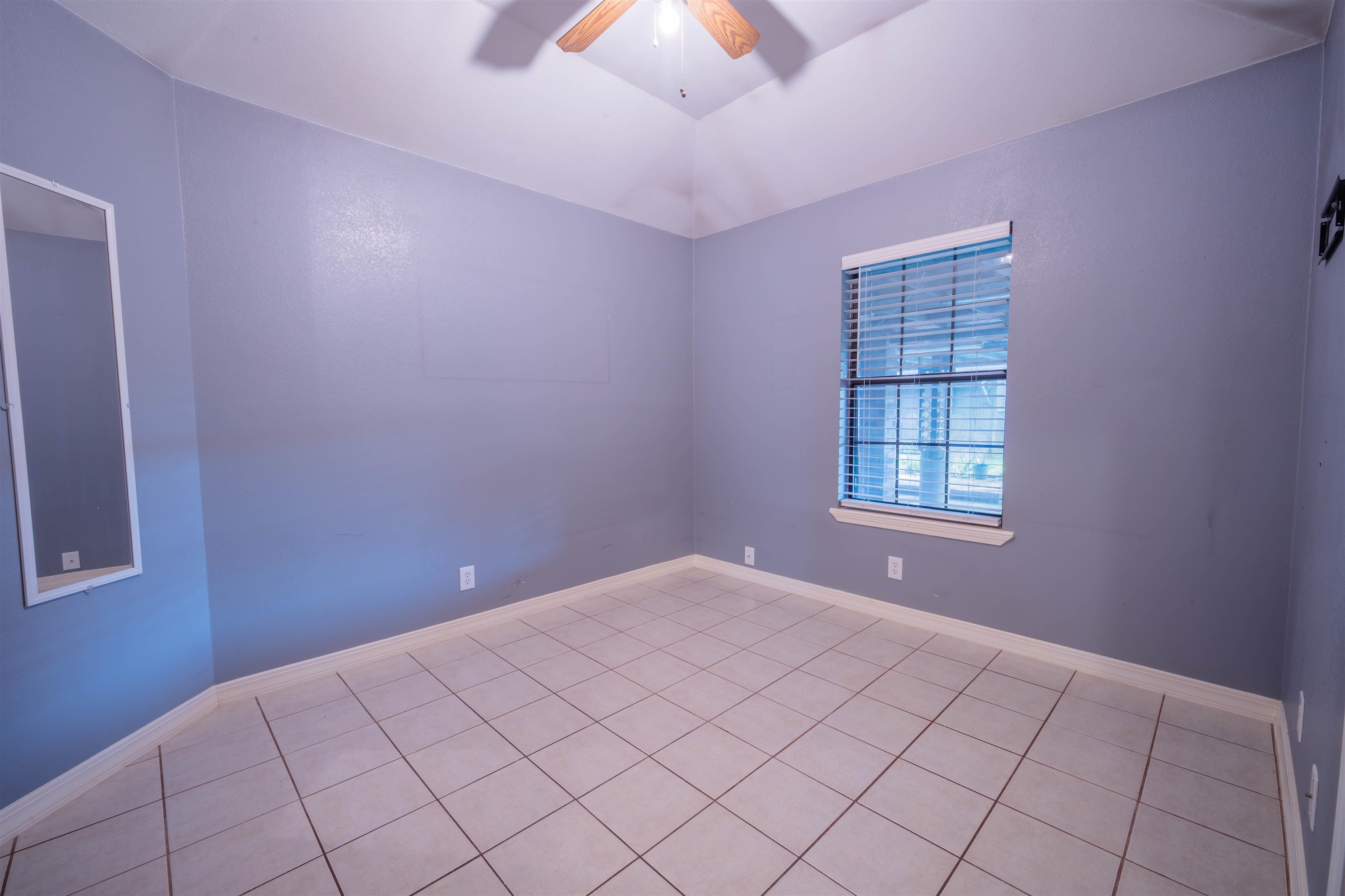 305 Albany Dr Property Photo 14