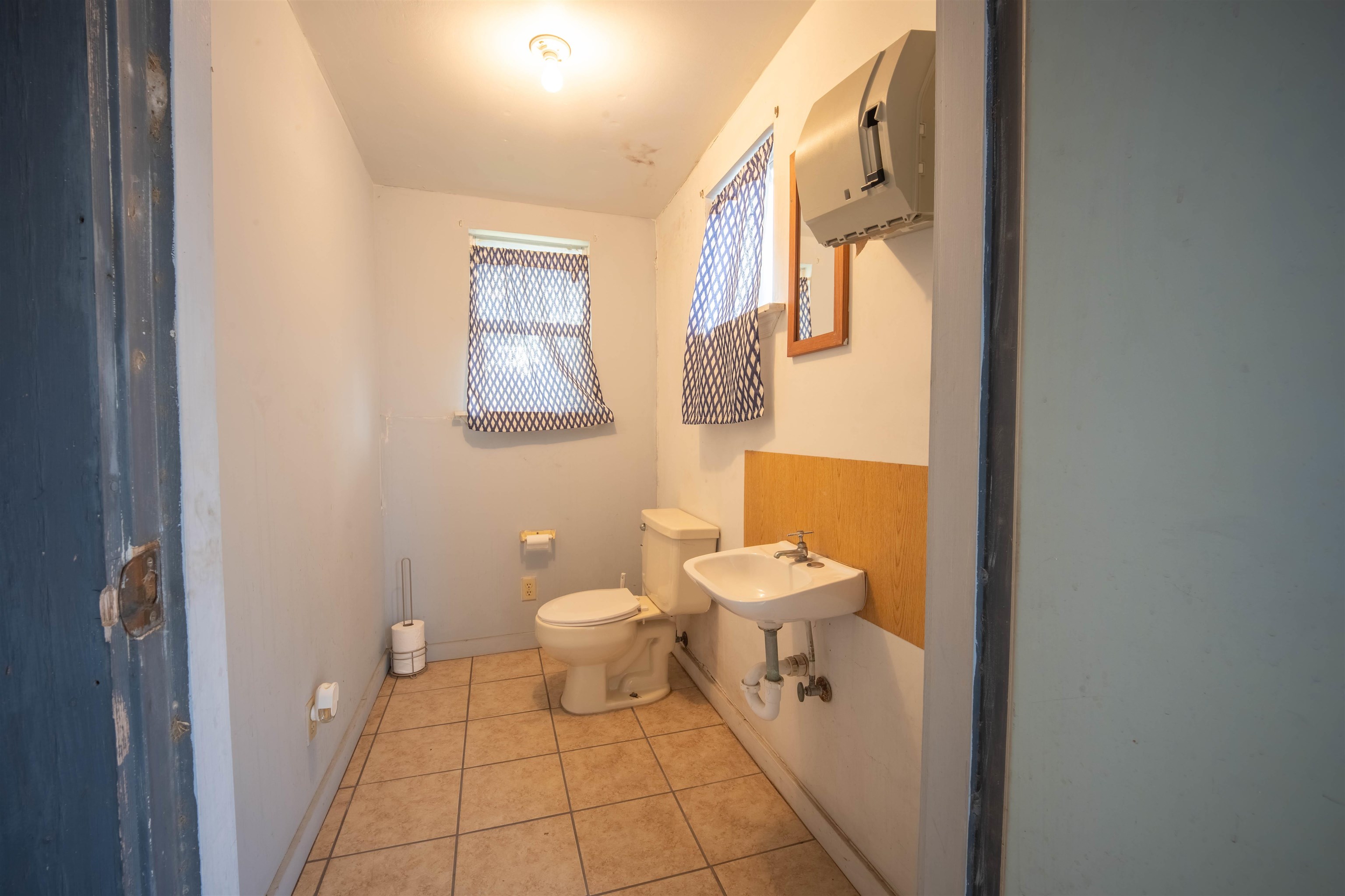 305 Albany Dr Property Photo 25