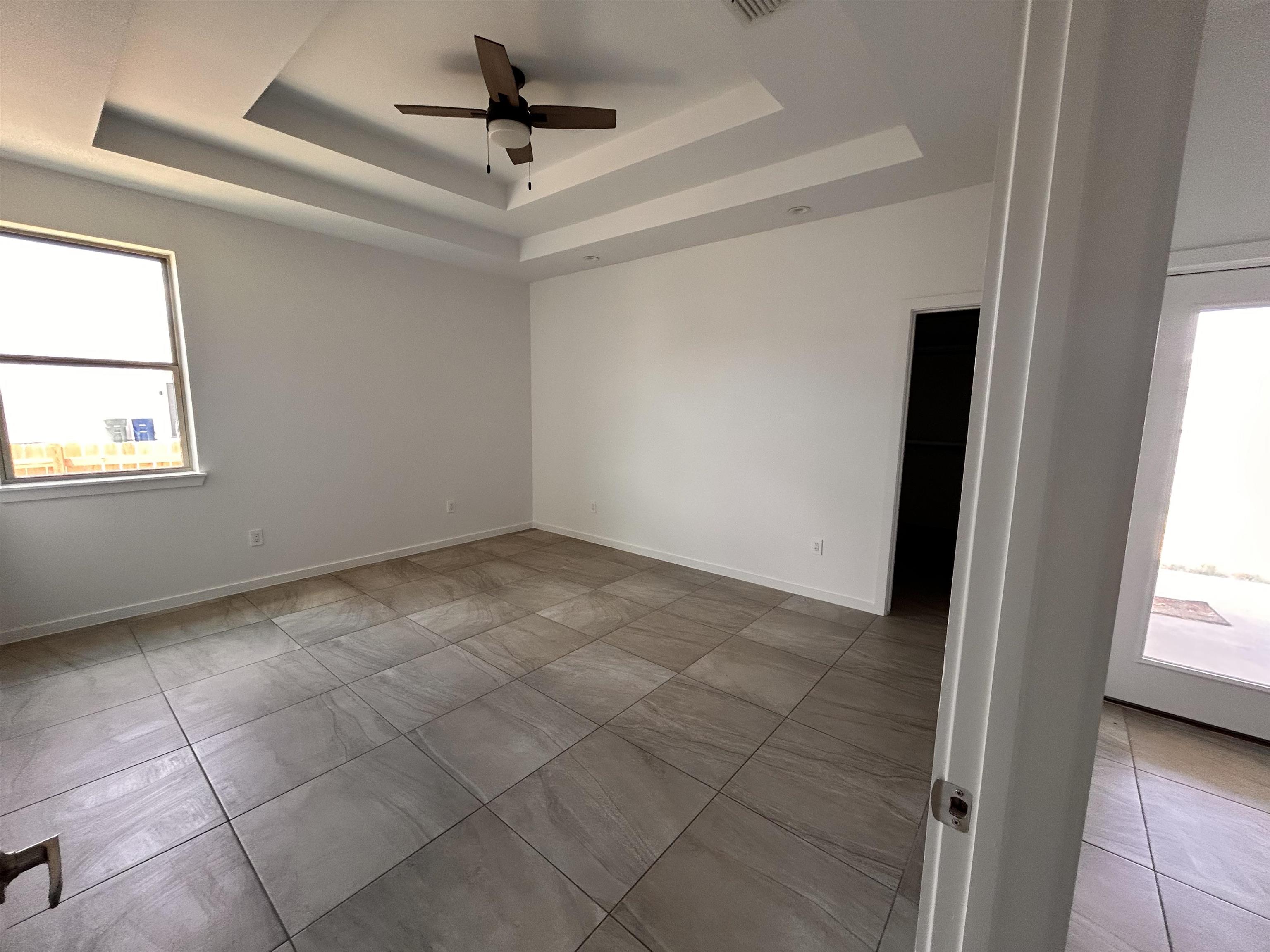 401 Graneros Ave. Property Photo 10