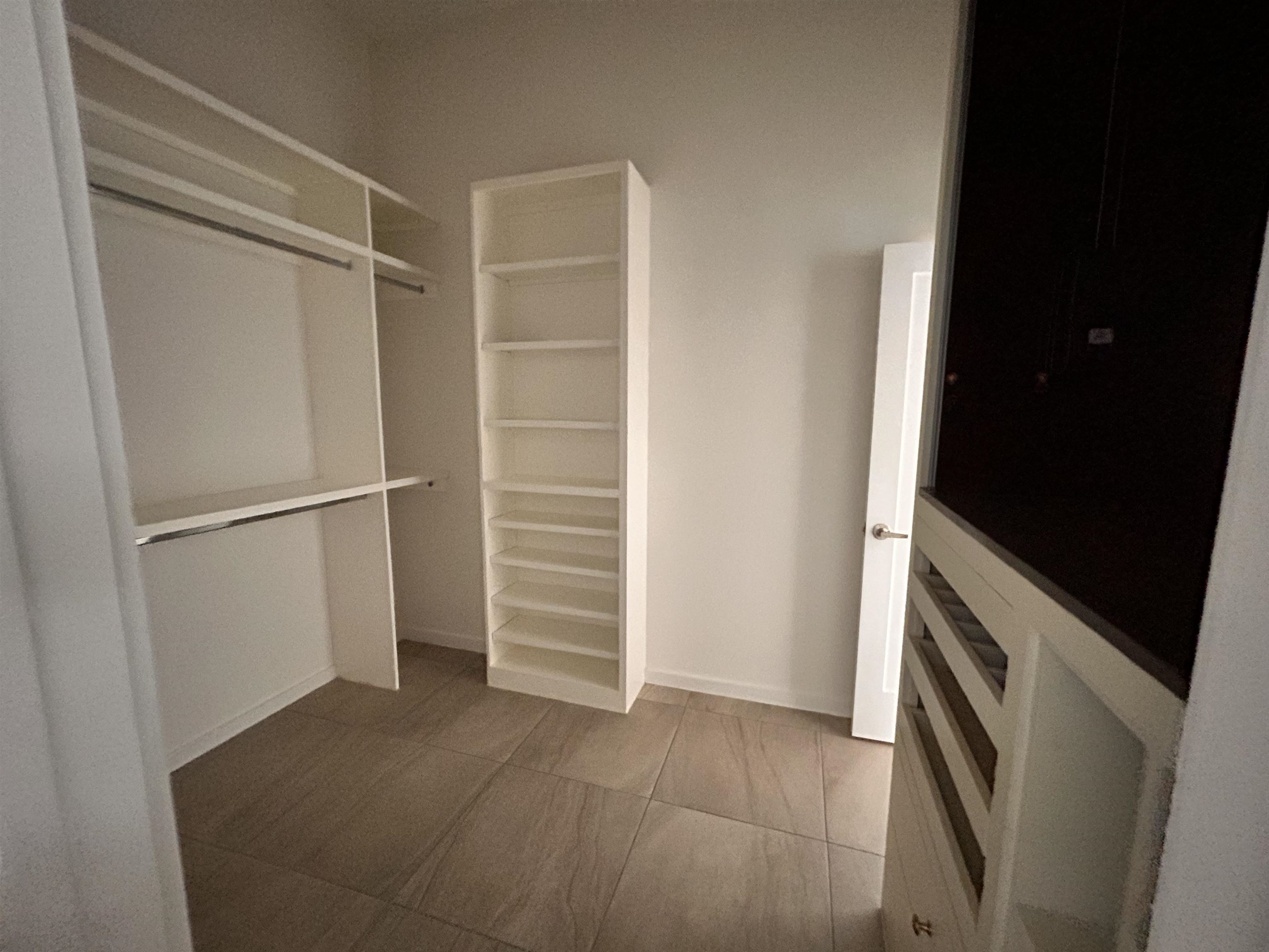 401 Graneros Ave. Property Photo 11