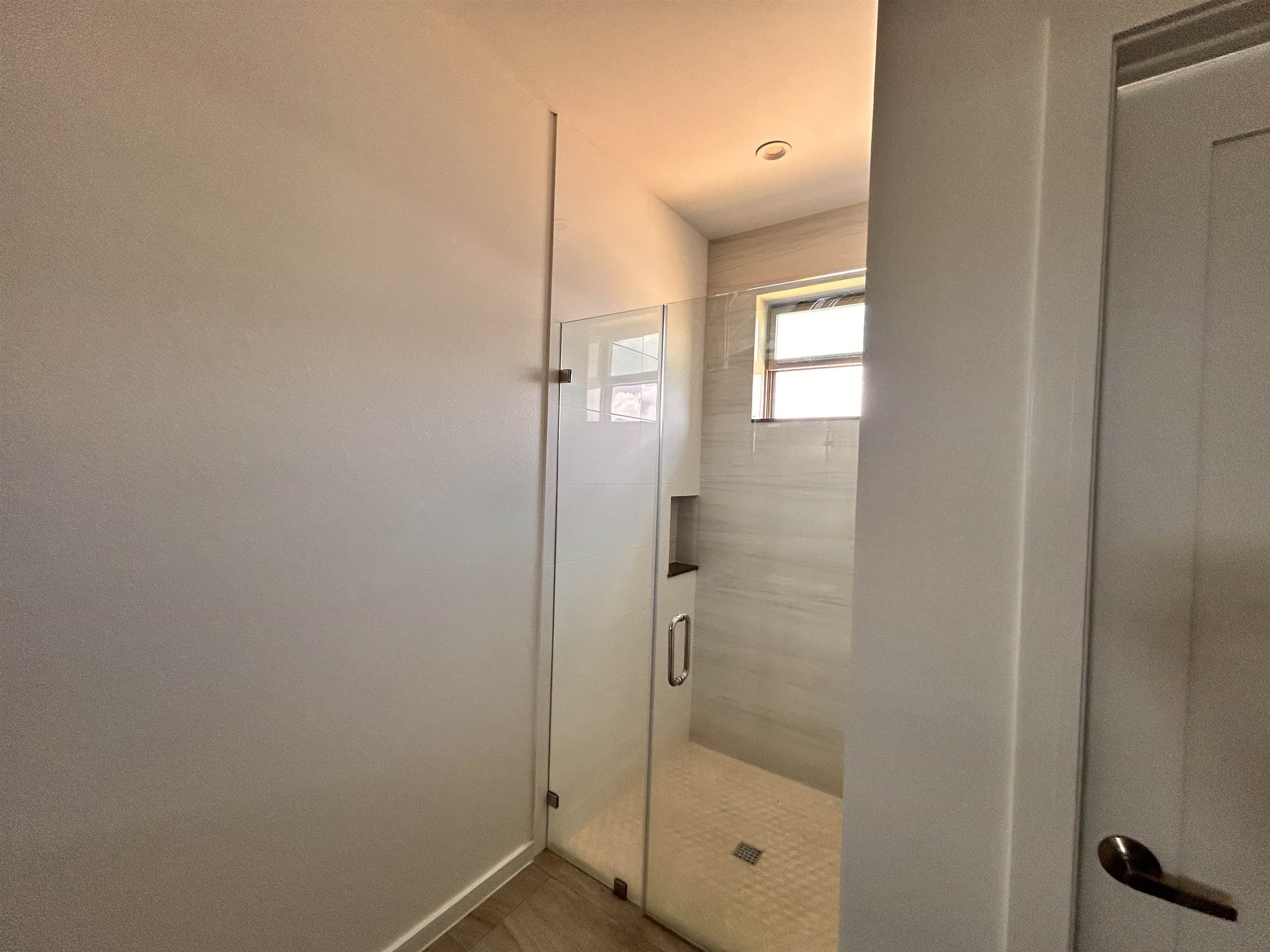 401 Graneros Ave. Property Photo 13