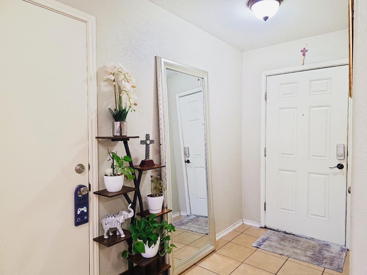 17526 College Port Dr Property Photo 4