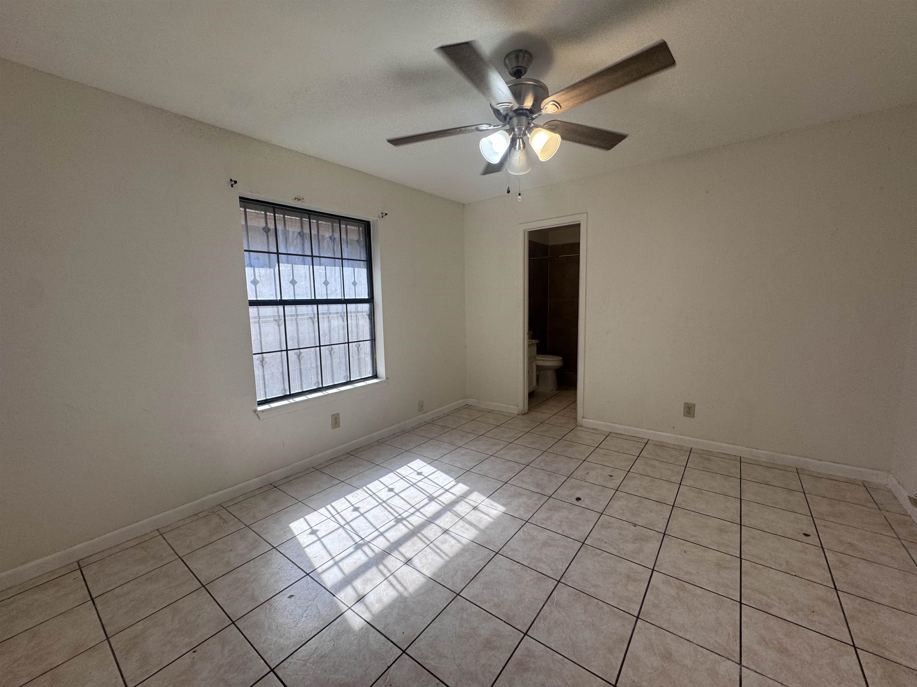 313 Malaga Dr Property Photo 14