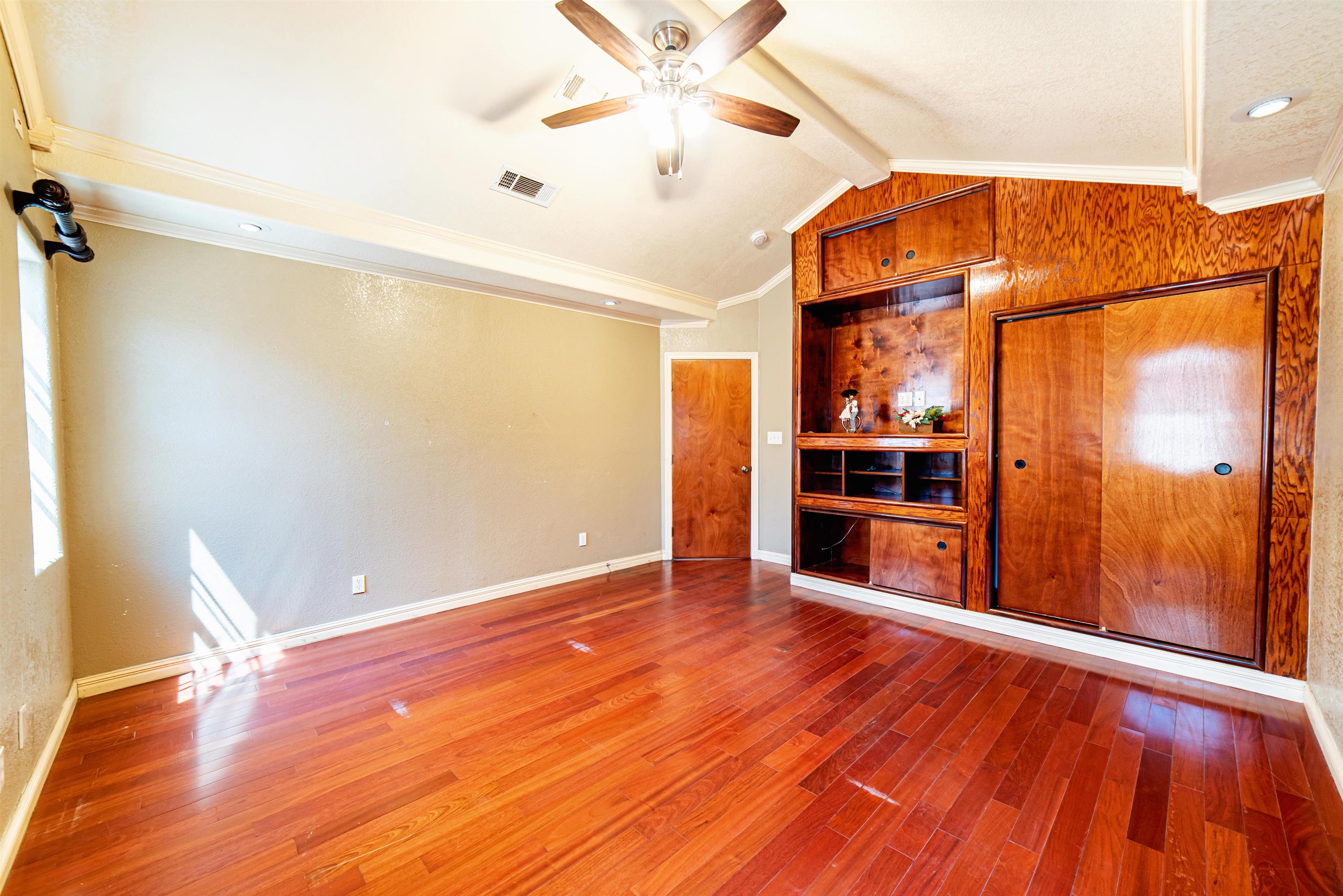 9666 White Wing Lp Property Photo 19