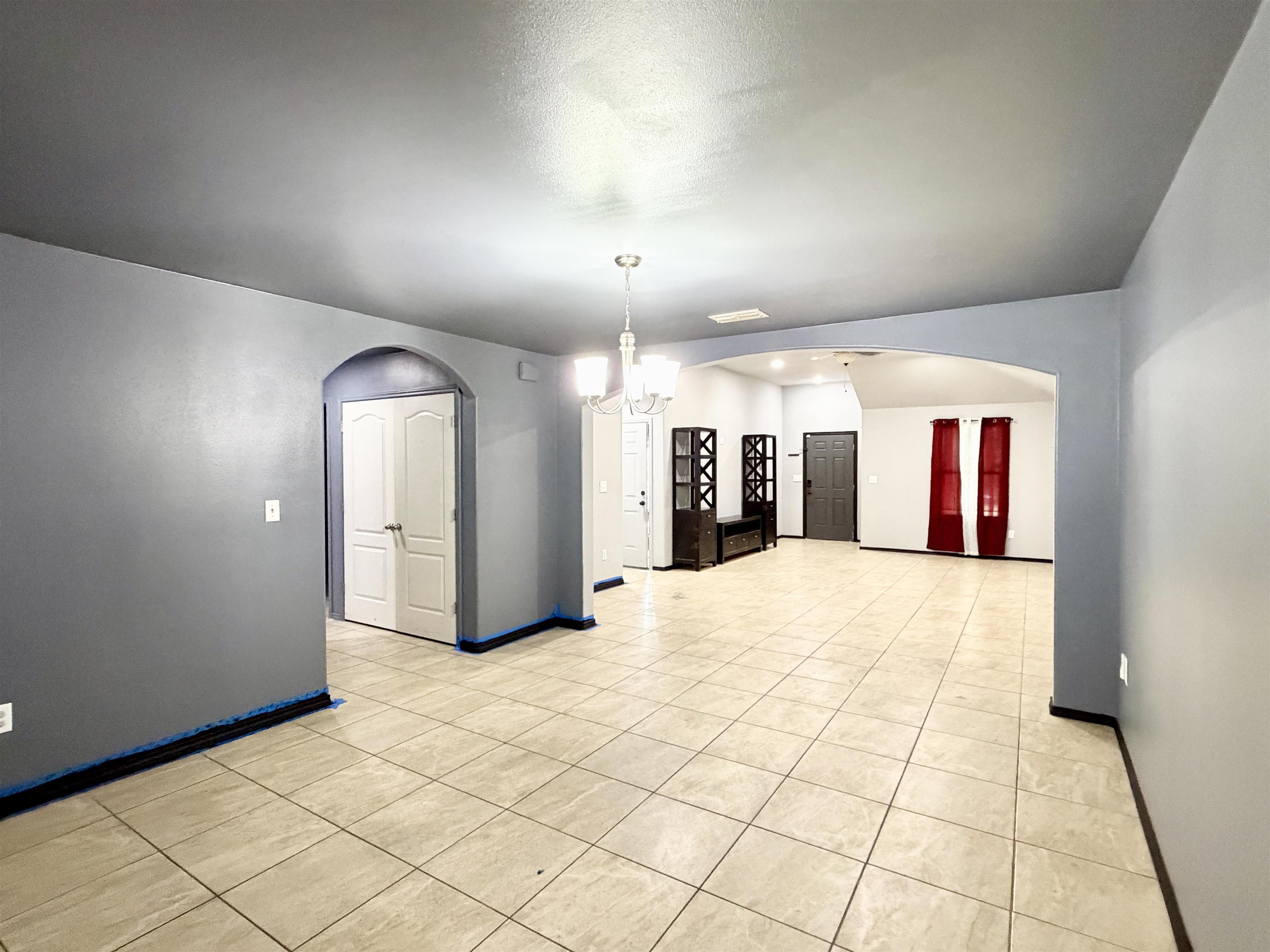 5537 Lagos Del Valle Dr Property Photo 5