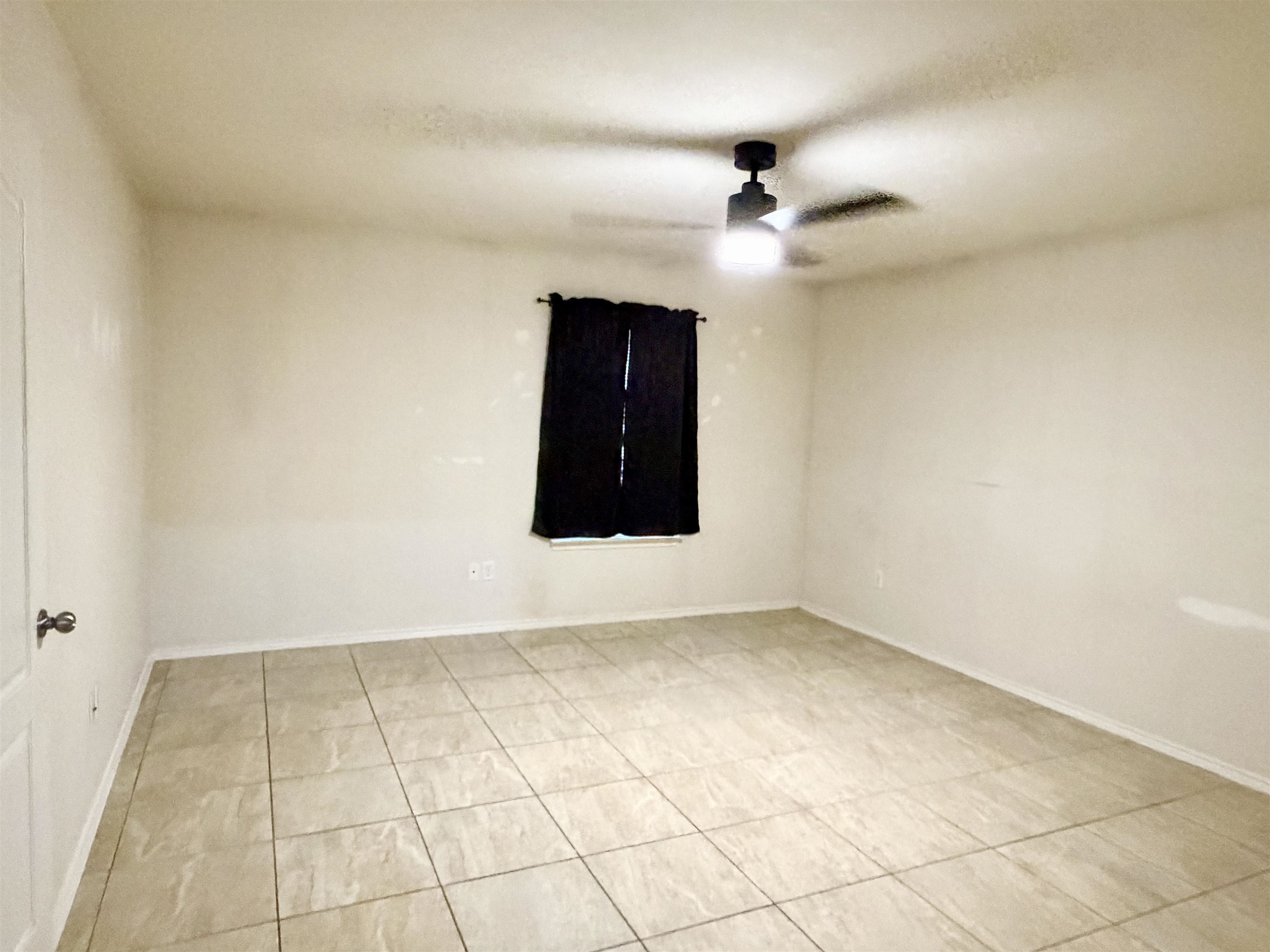 5537 Lagos Del Valle Dr Property Photo 8