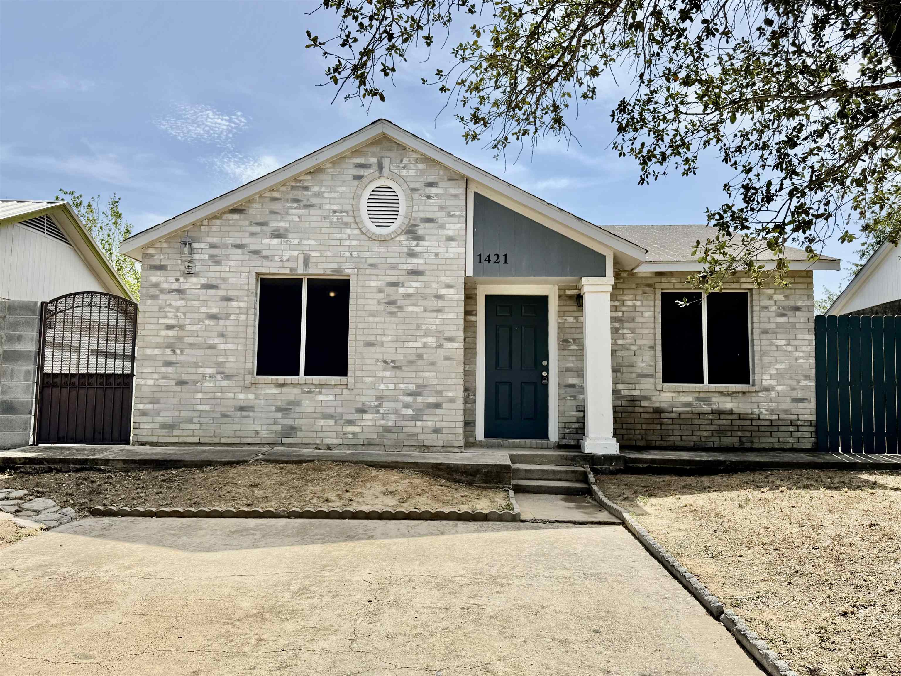 1421 Reagan Dr Property Photo 1