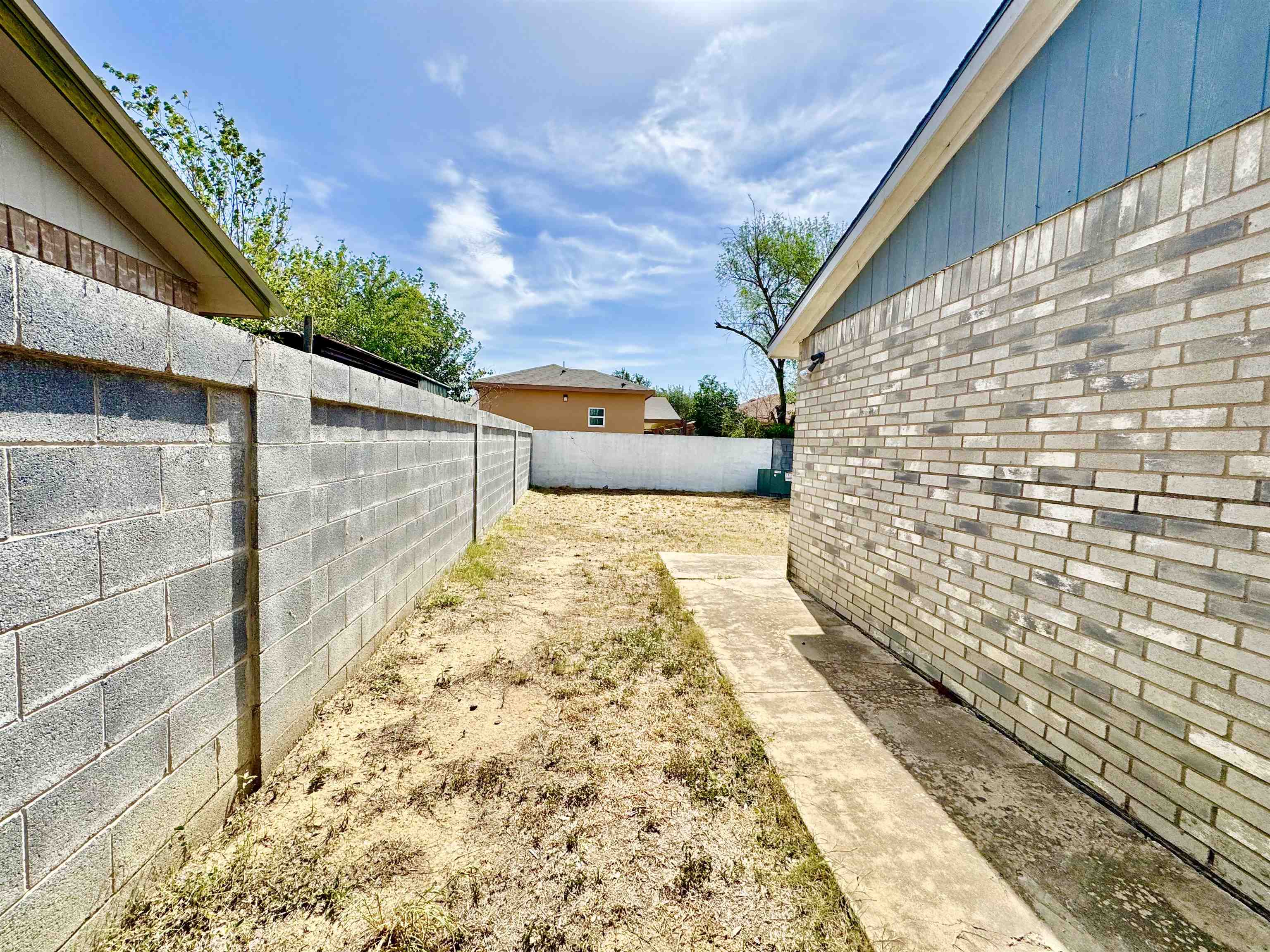 1421 Reagan Dr Property Photo 13