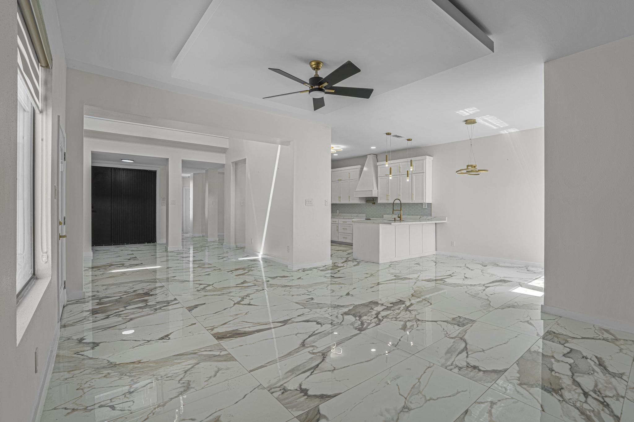 427 Baffin Bay Dr Property Photo 8