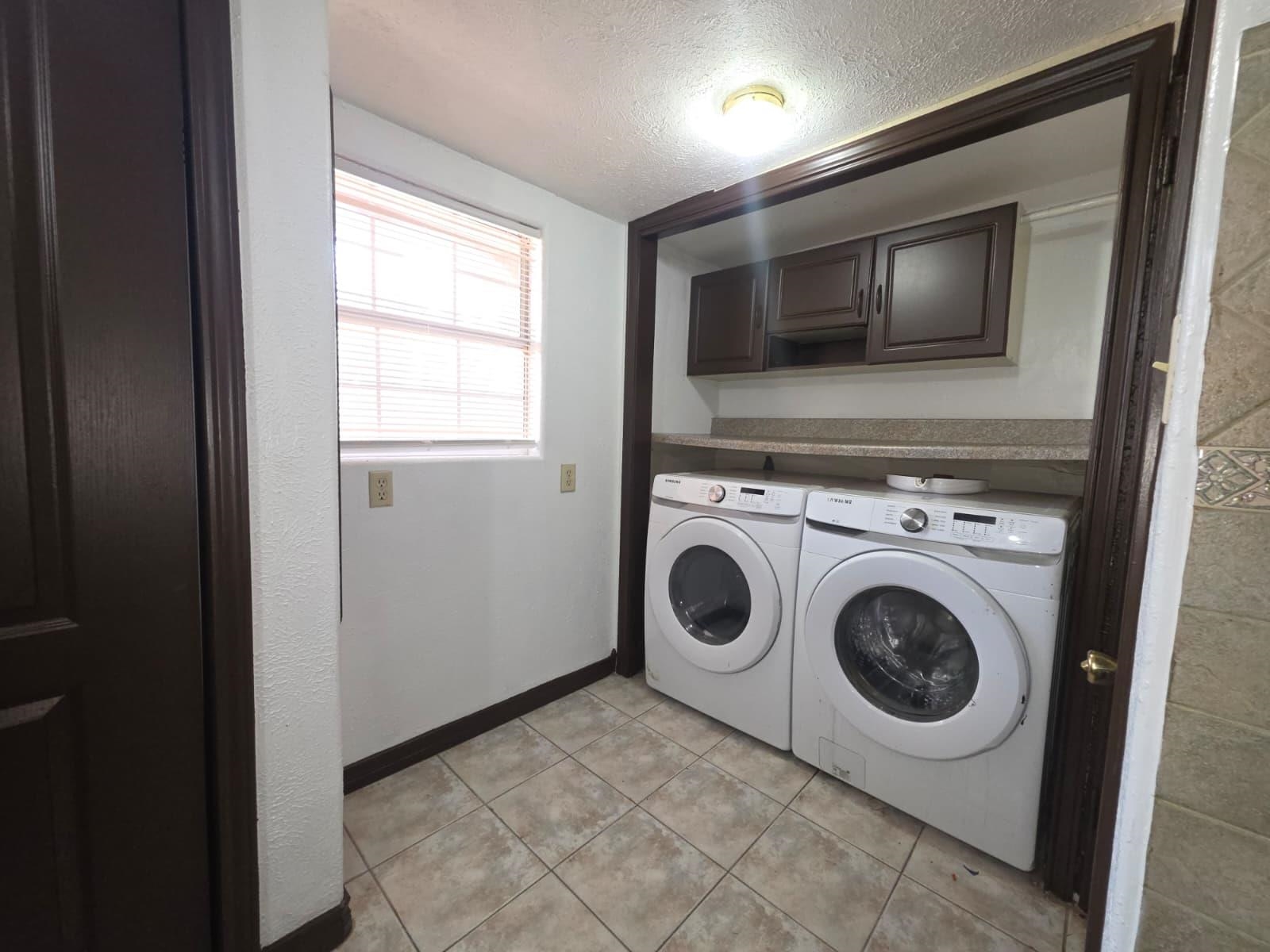 2420 Stewart St Property Photo 14