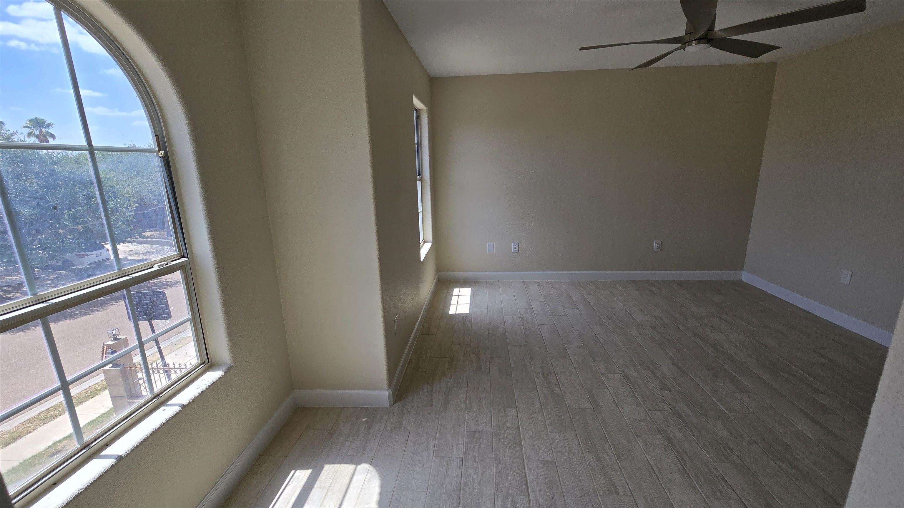 1136 Savannah Lp Property Photo 11