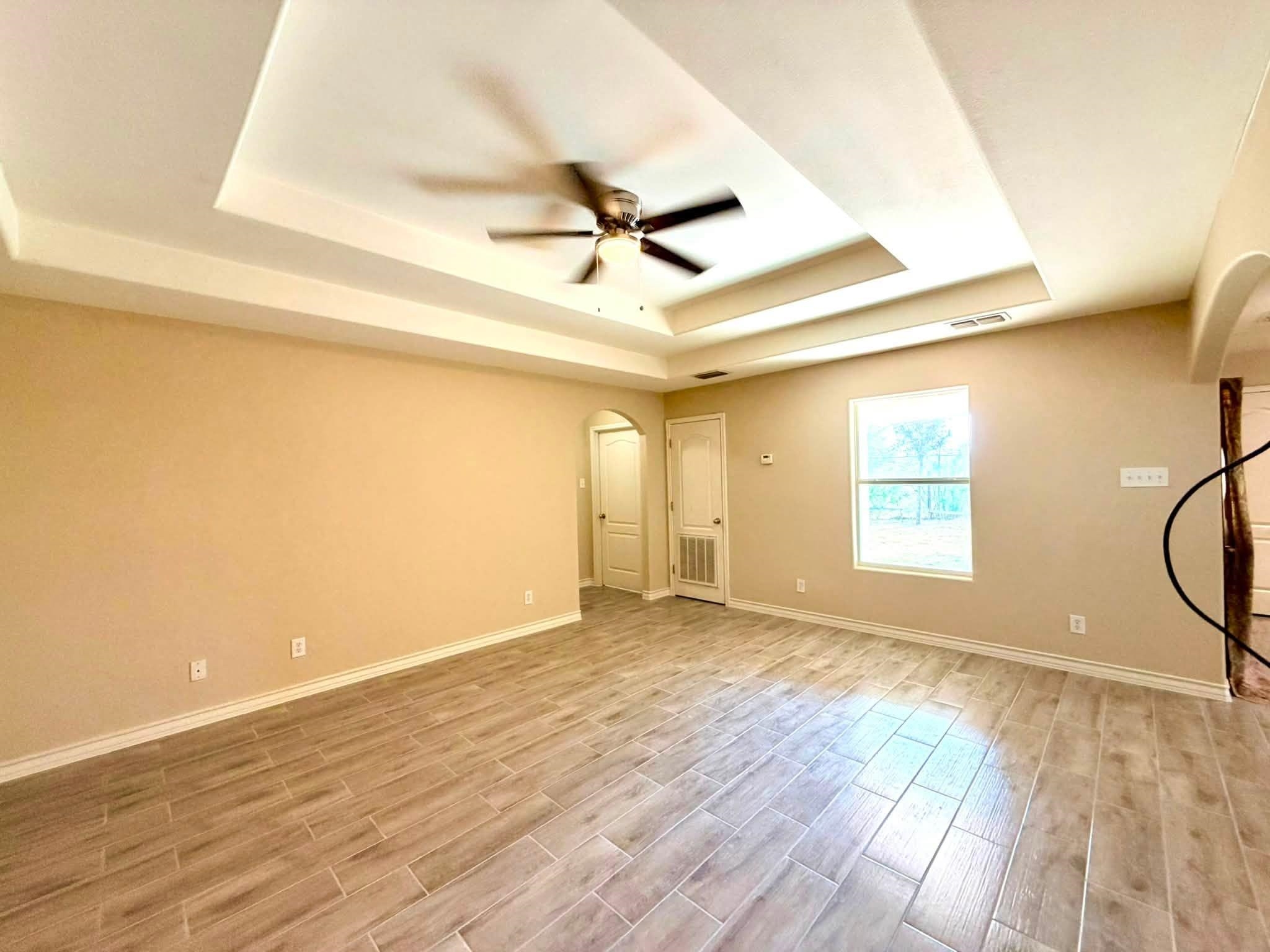 9910 Natalia Dr Property Photo 6