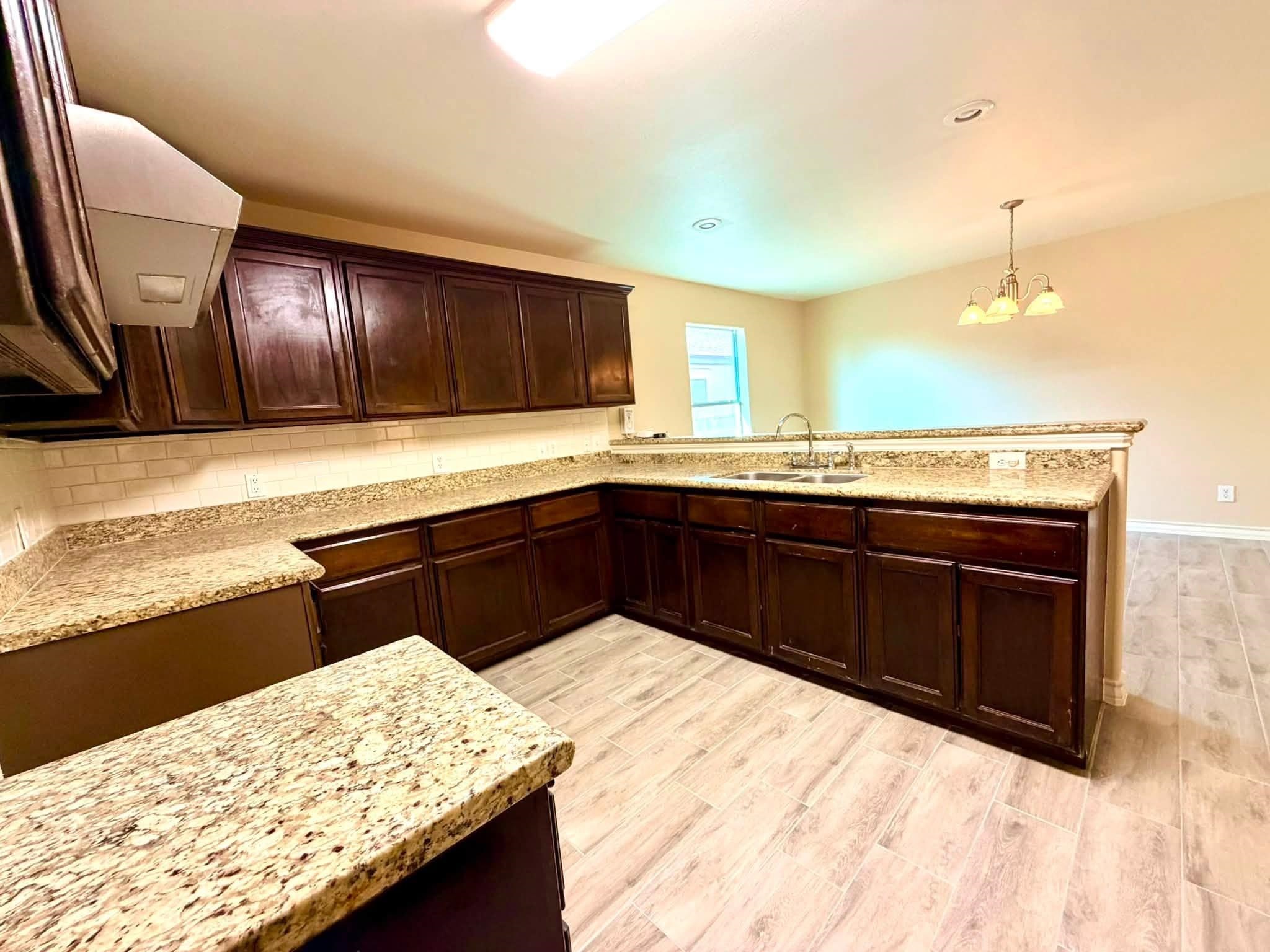 9910 Natalia Dr Property Photo 8