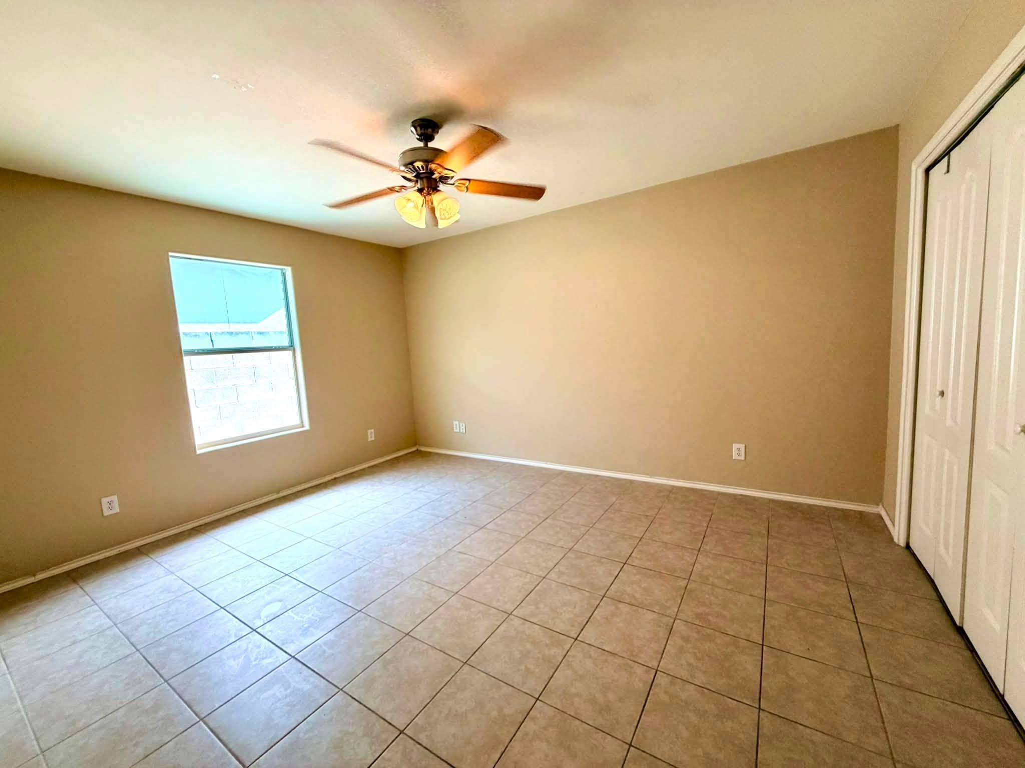 9910 Natalia Dr Property Photo 12