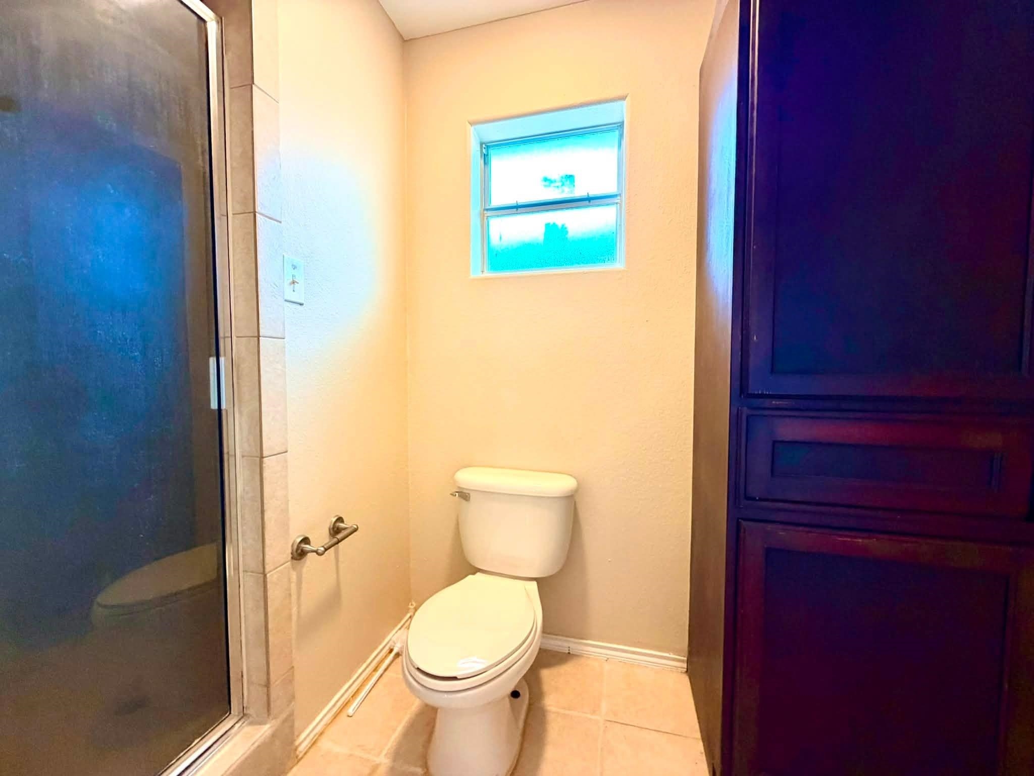 9910 Natalia Dr Property Photo 14