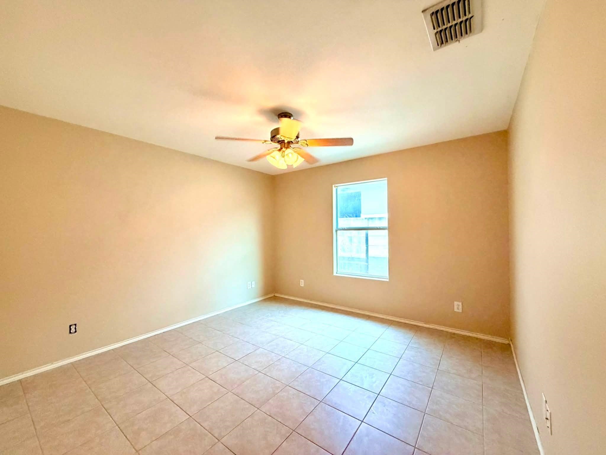 9910 Natalia Dr Property Photo 17