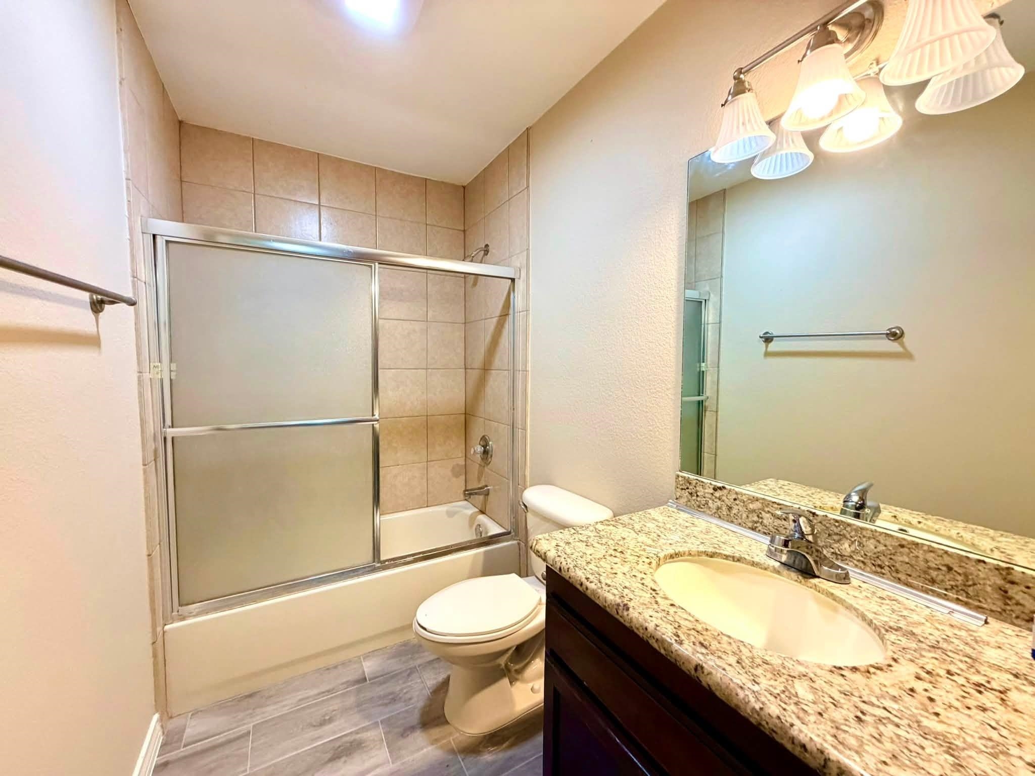9910 Natalia Dr Property Photo 19
