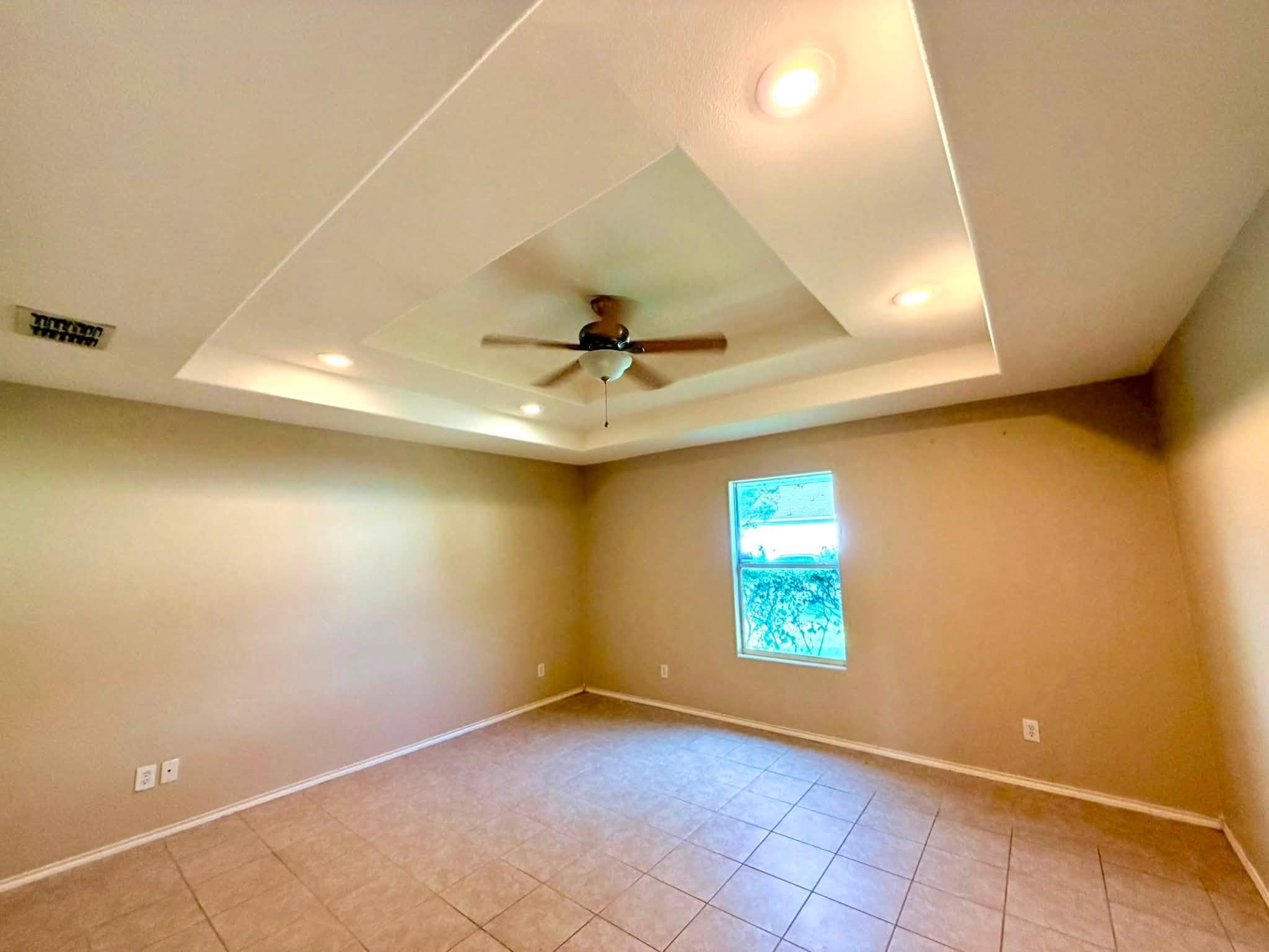 9910 Natalia Dr Property Photo 21