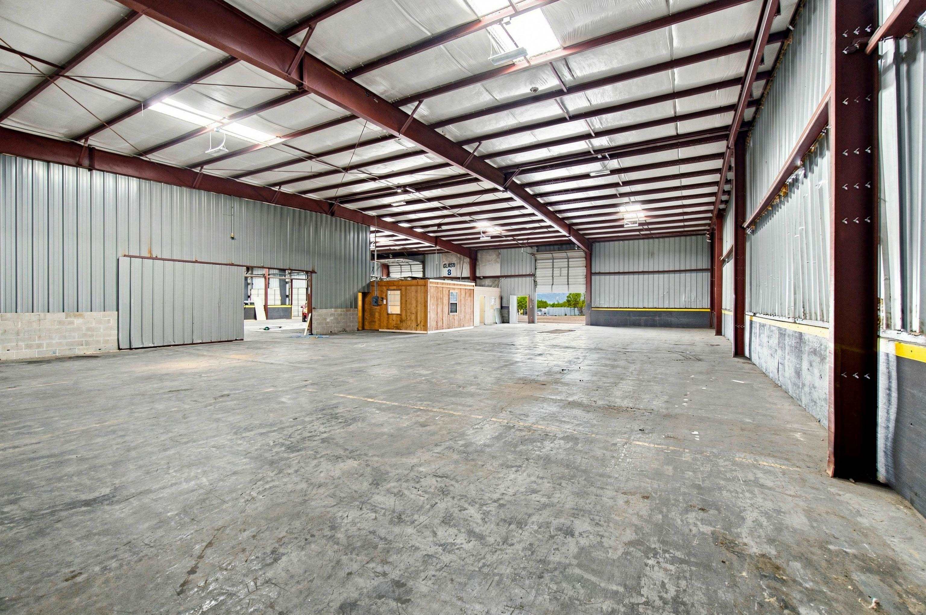 14101 Transportation Ave Property Photo 4
