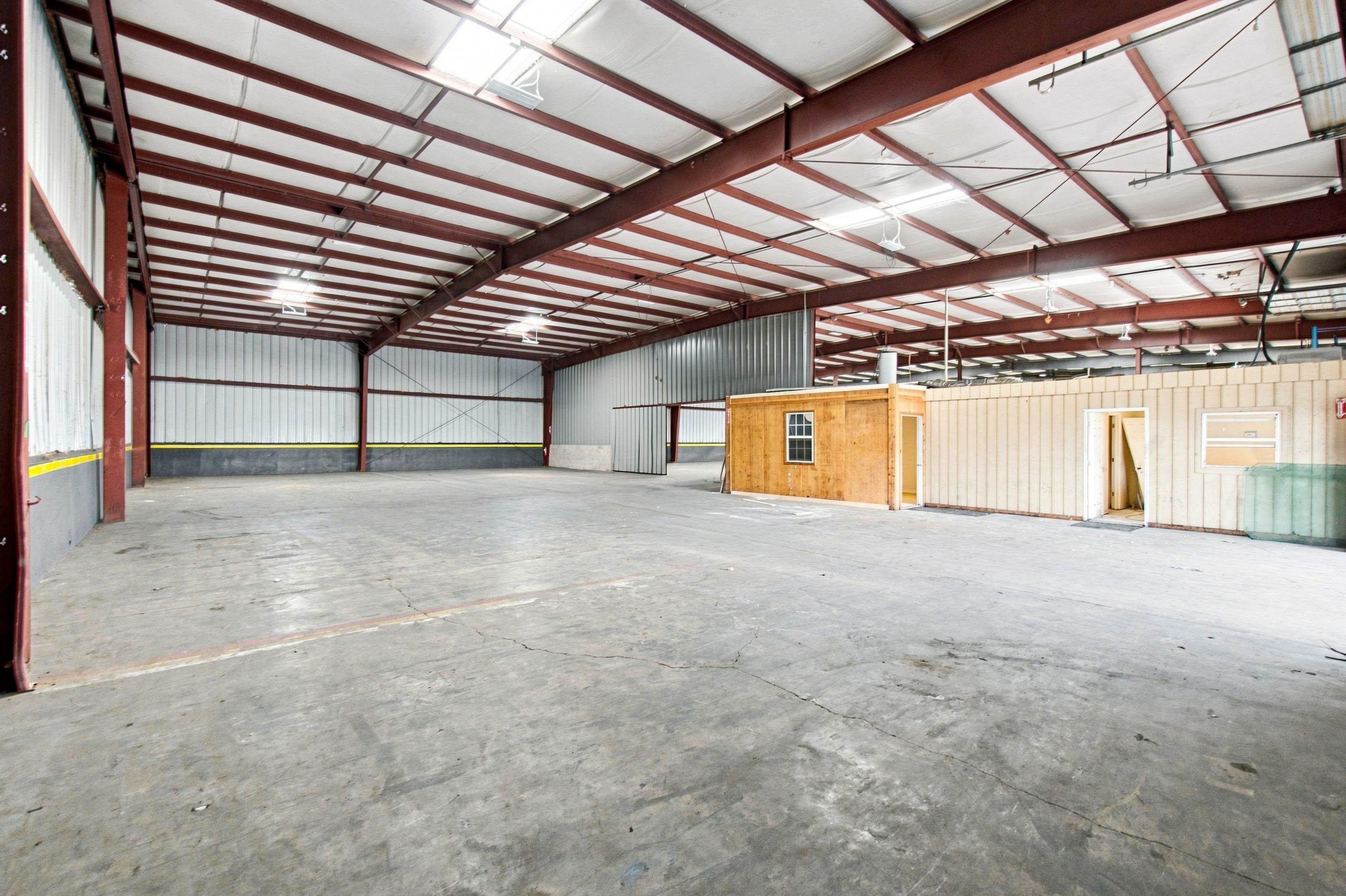 14101 Transportation Ave Property Photo 13