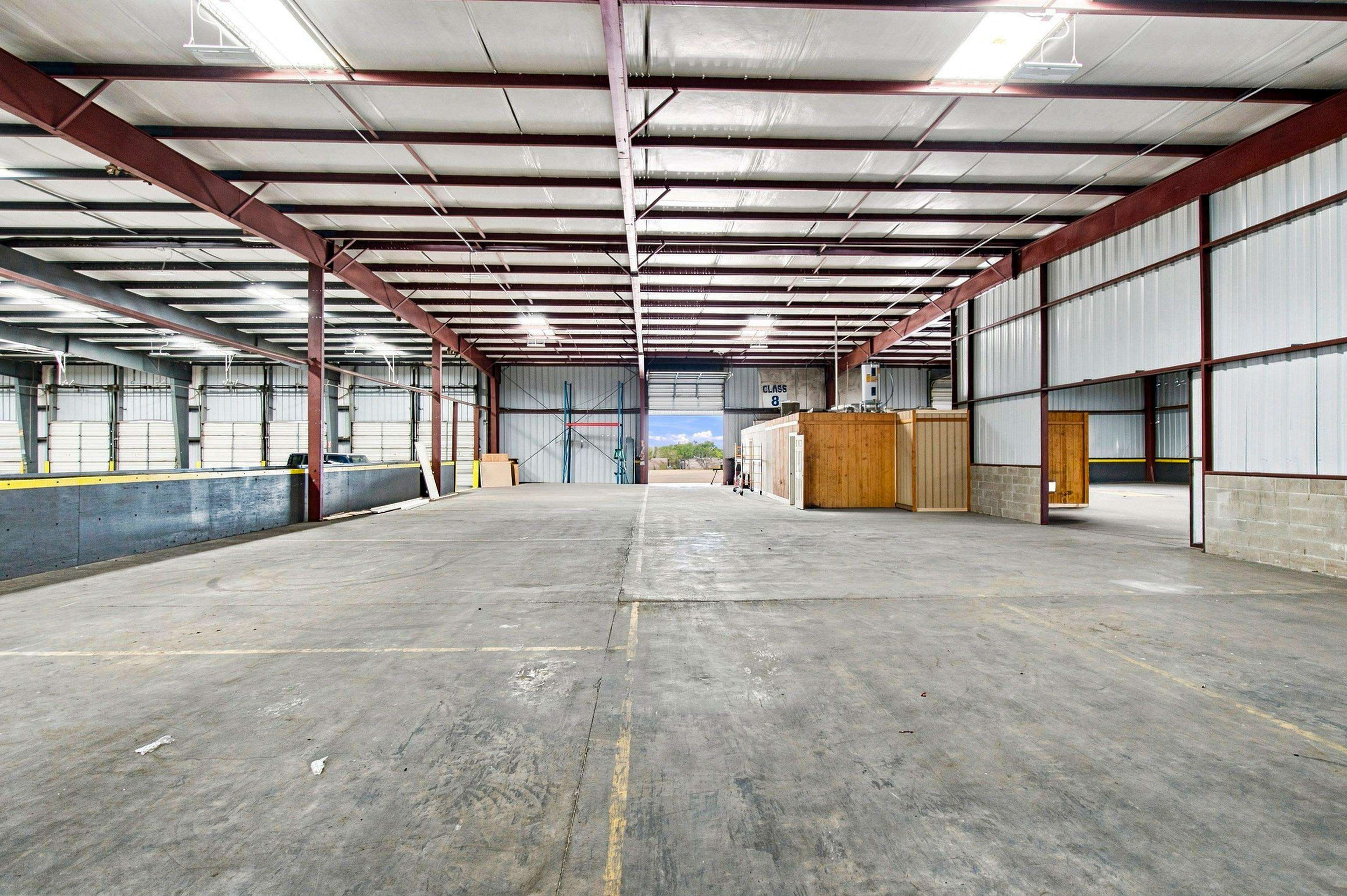 14101 Transportation Ave Property Photo 17