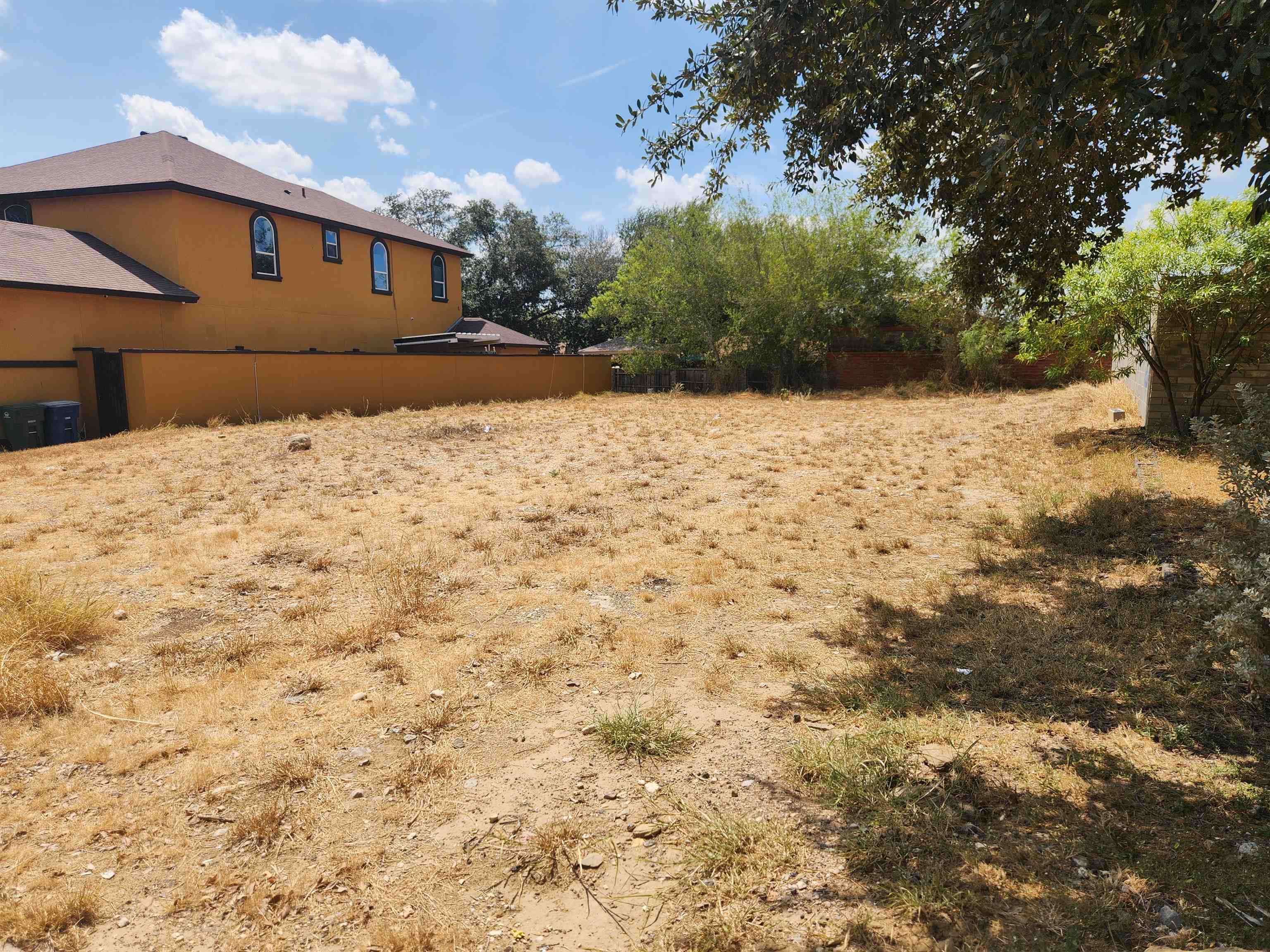 218 Daisy Ln Property Photo 9