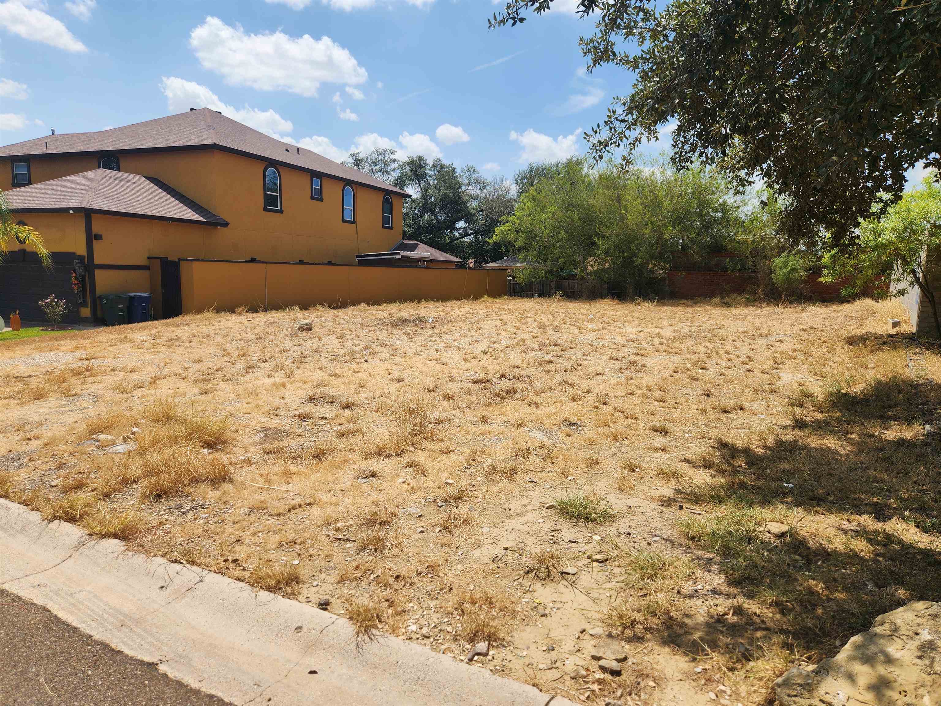 218 Daisy Ln Property Photo 10