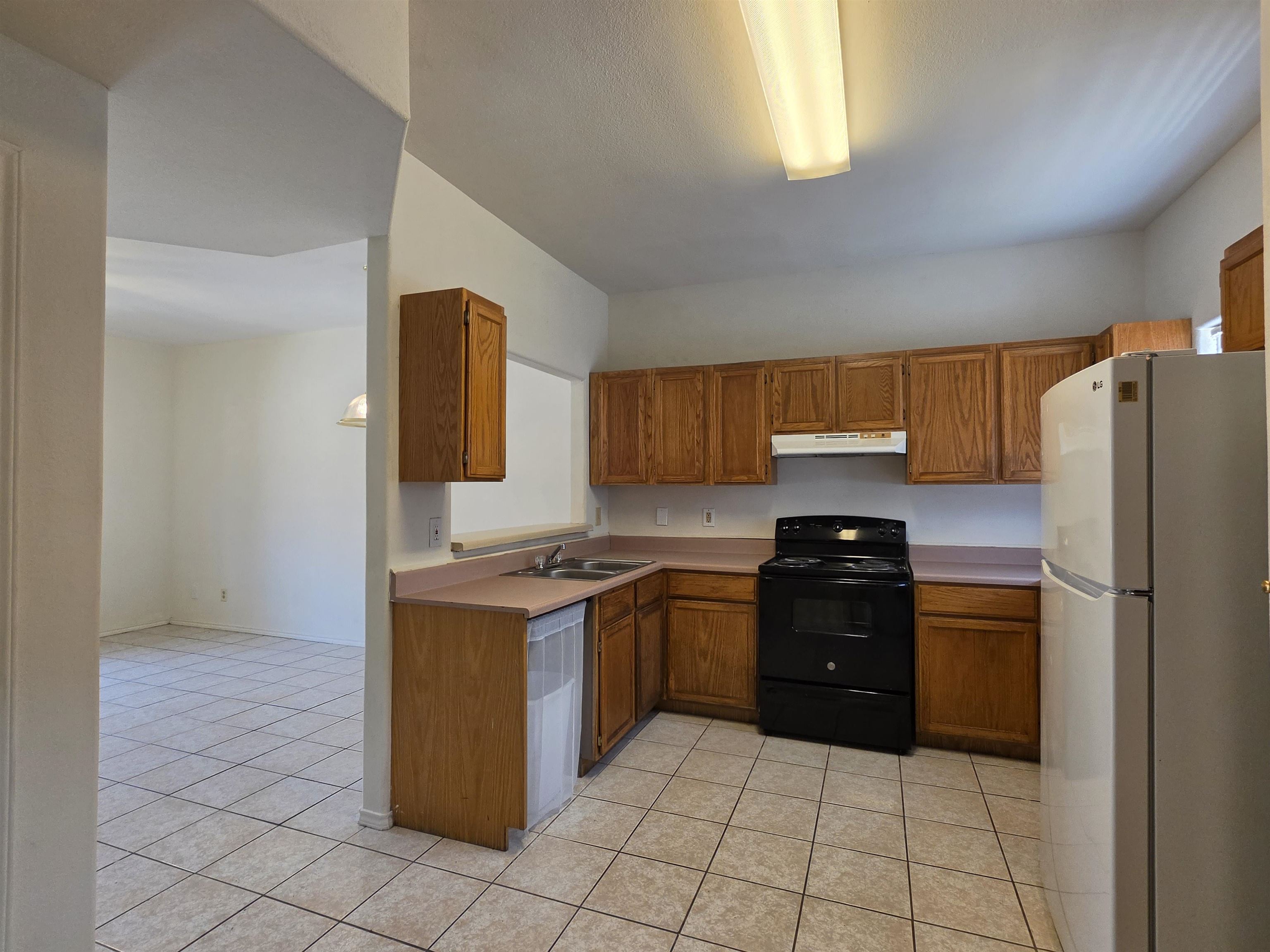 4101 Tilden Ave 12 Property Photo 5