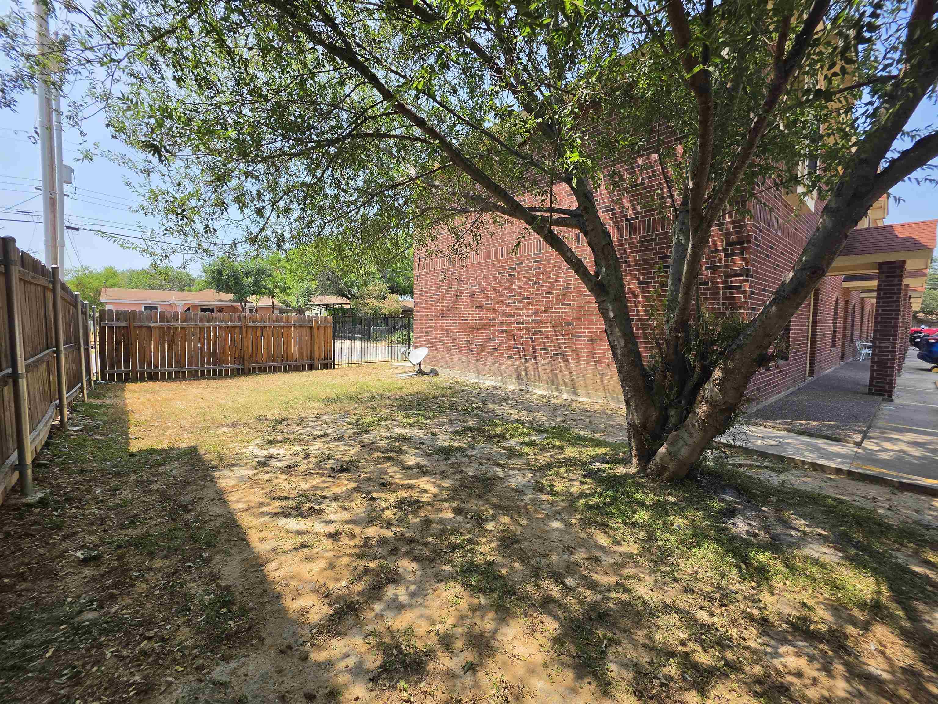 4101 Tilden Ave 12 Property Photo 11