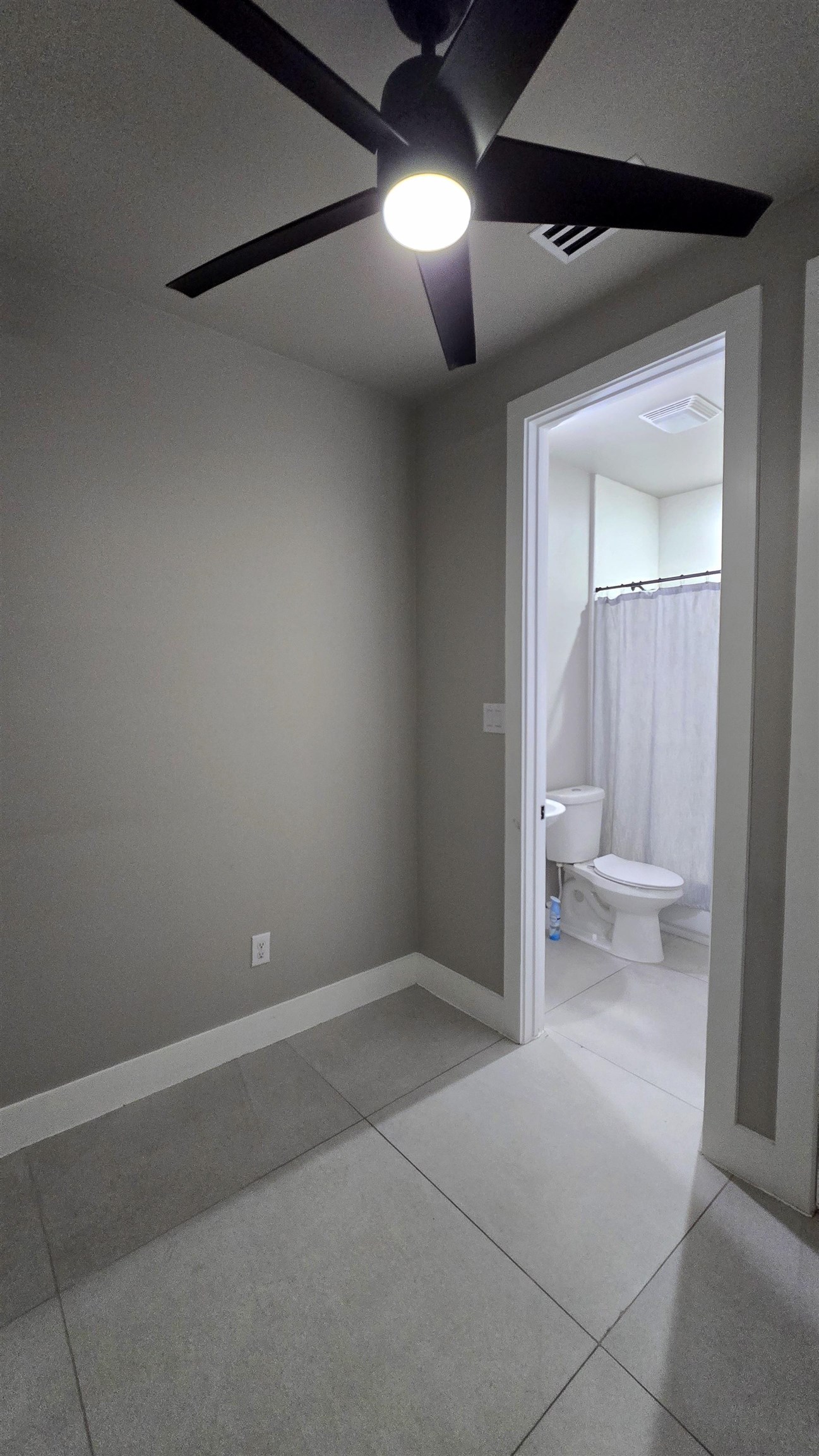 7201 Sylvia Plath Dr Property Photo 26