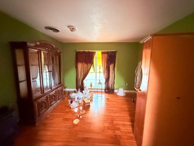 2101 N Smith Ave Property Photo 5