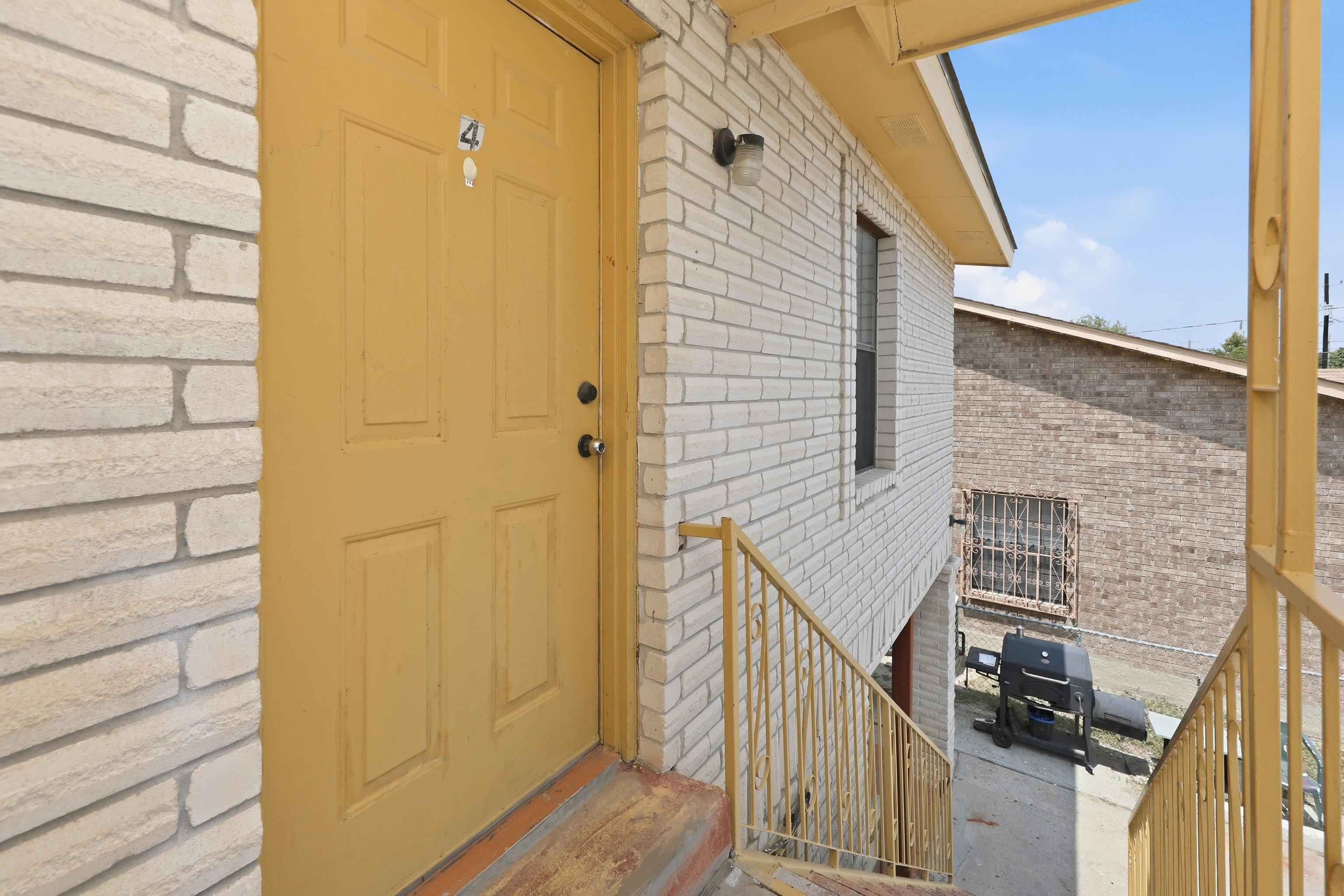 4620 Mims Ave Property Photo 4
