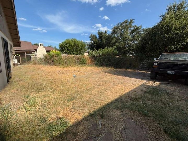 315 Alicante Dr Property Photo 13