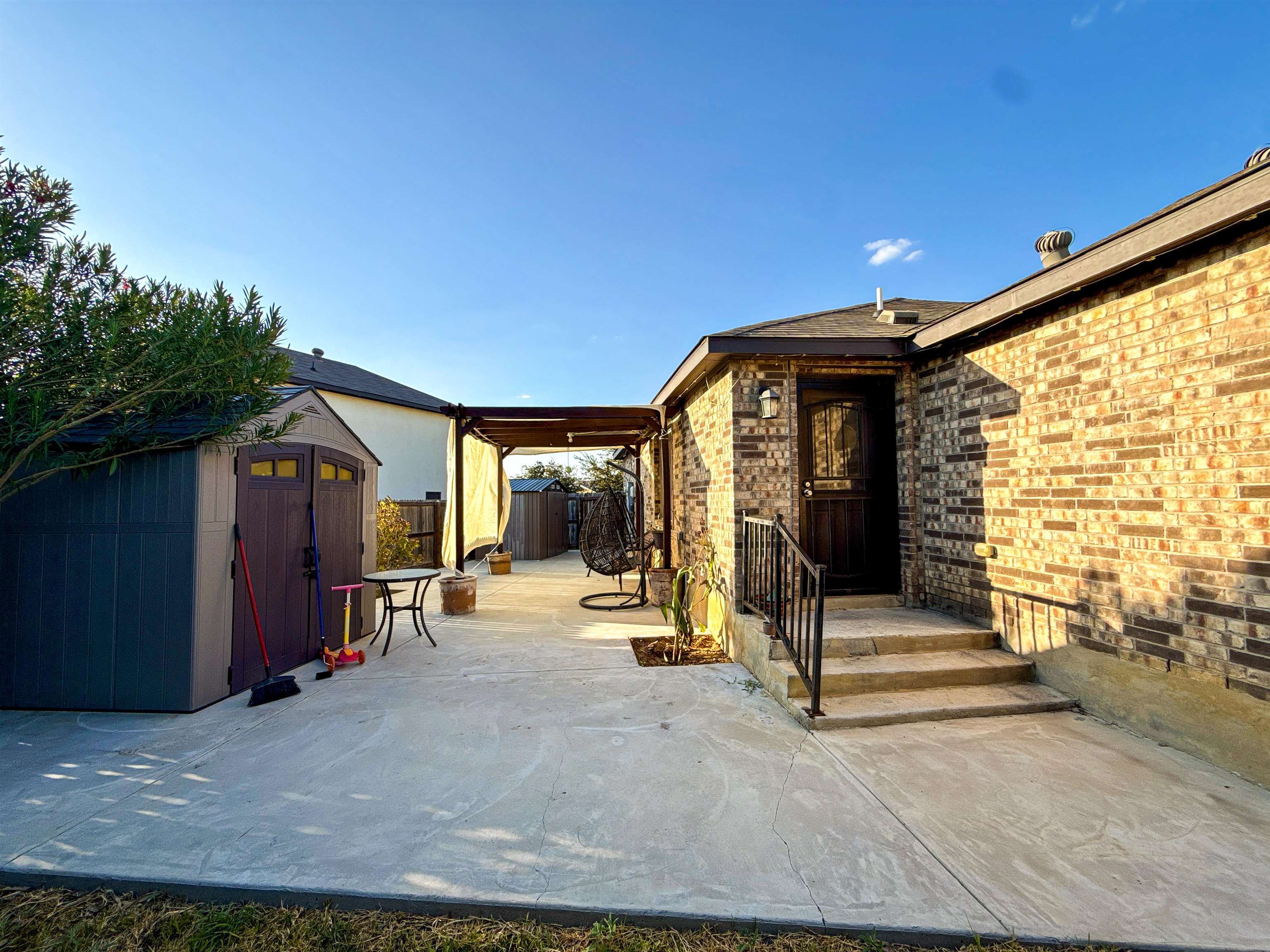 3501 Jose De La Paz Property Photo 17