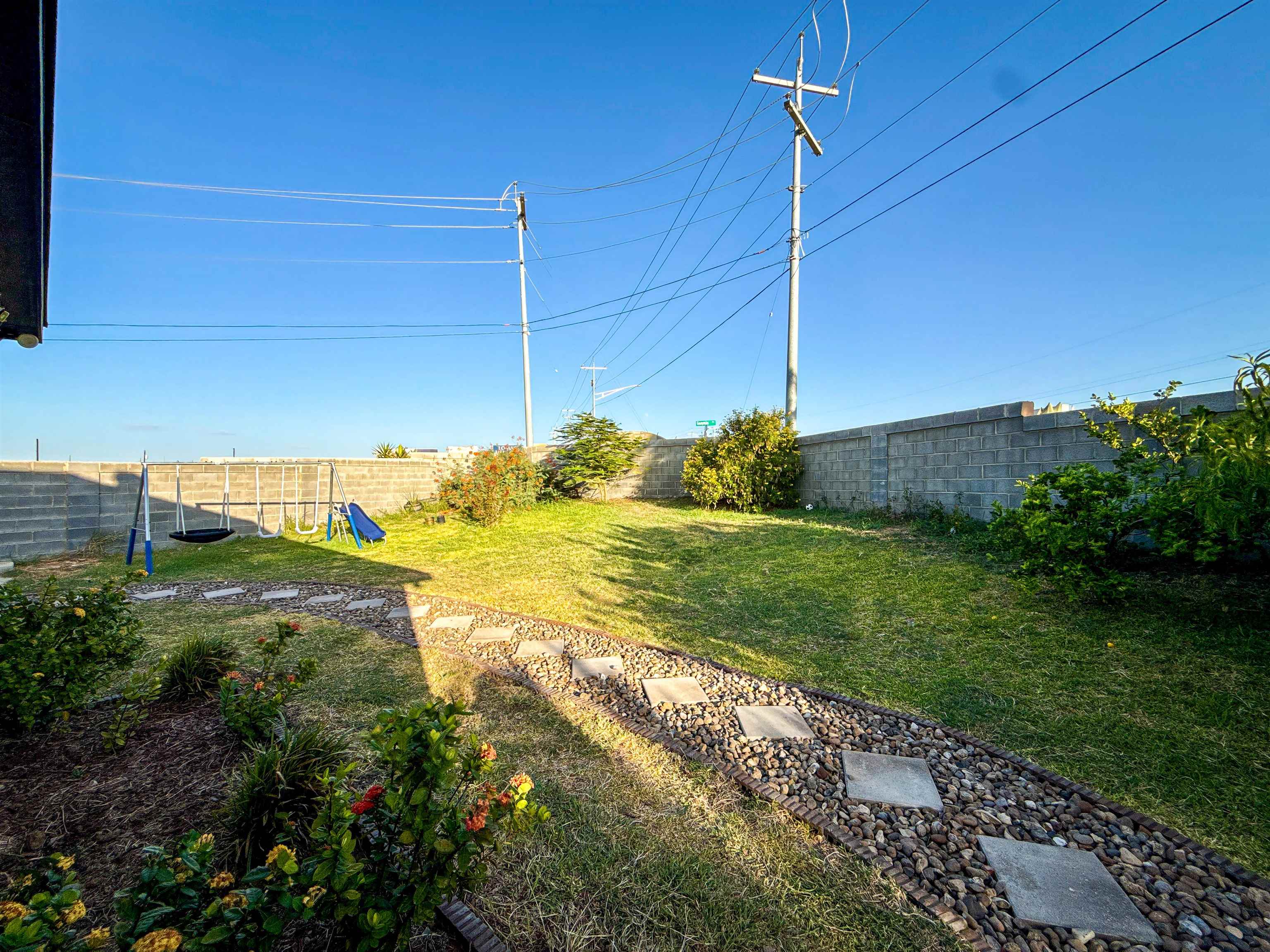 3501 Jose De La Paz Property Photo 22