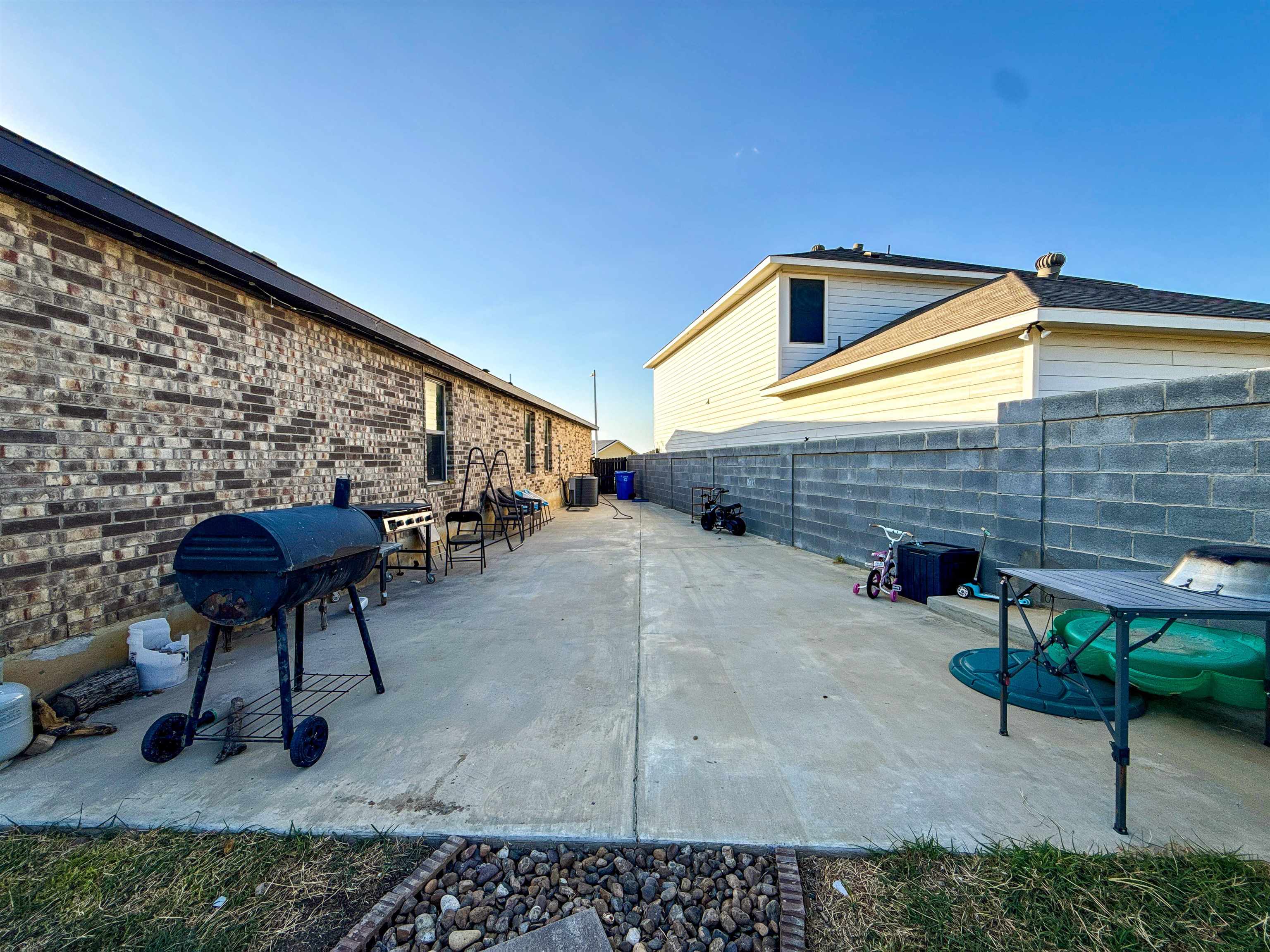 3501 Jose De La Paz Property Photo 25