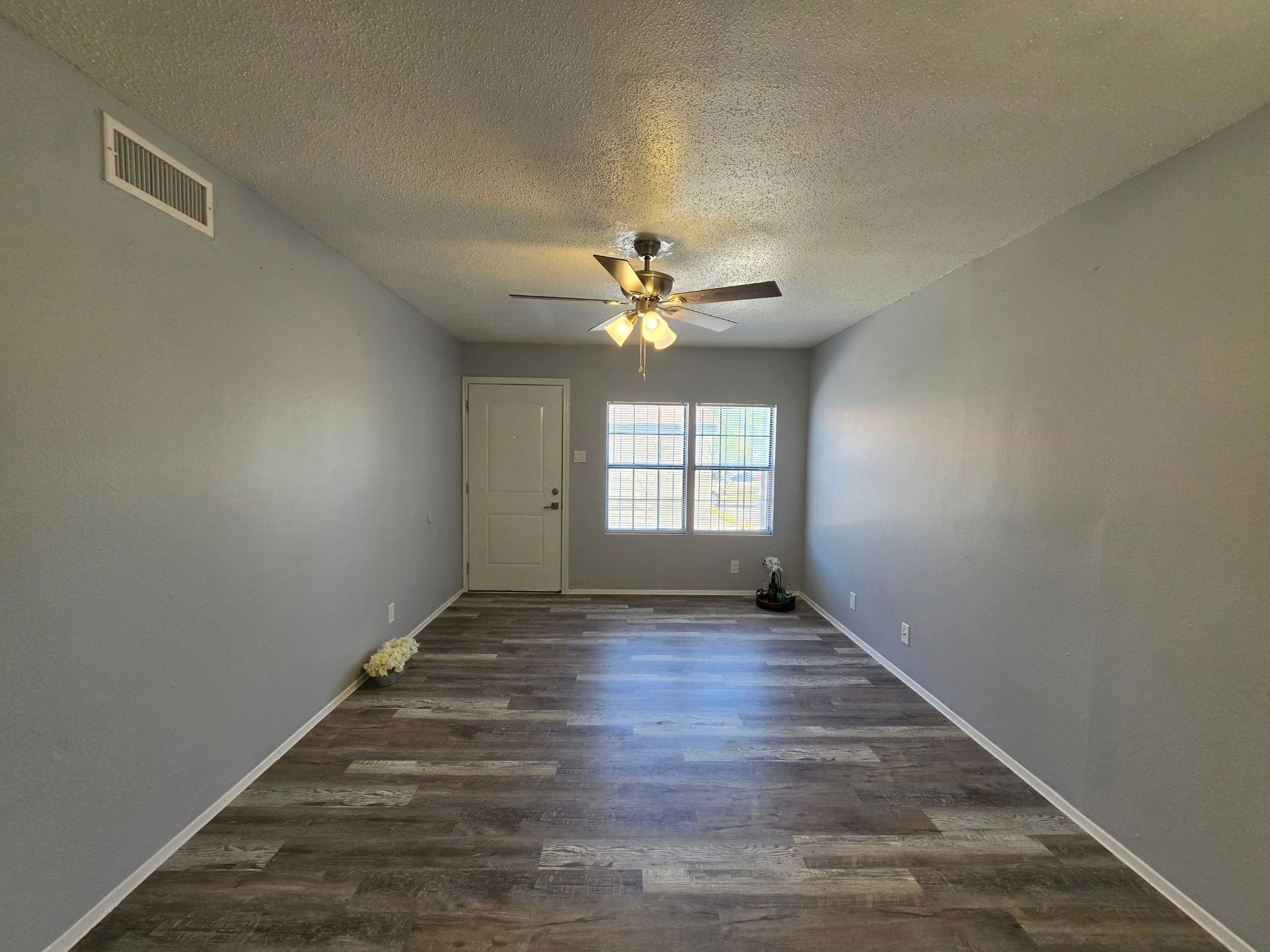 3017 Corpus Christi St B Property Photo 4